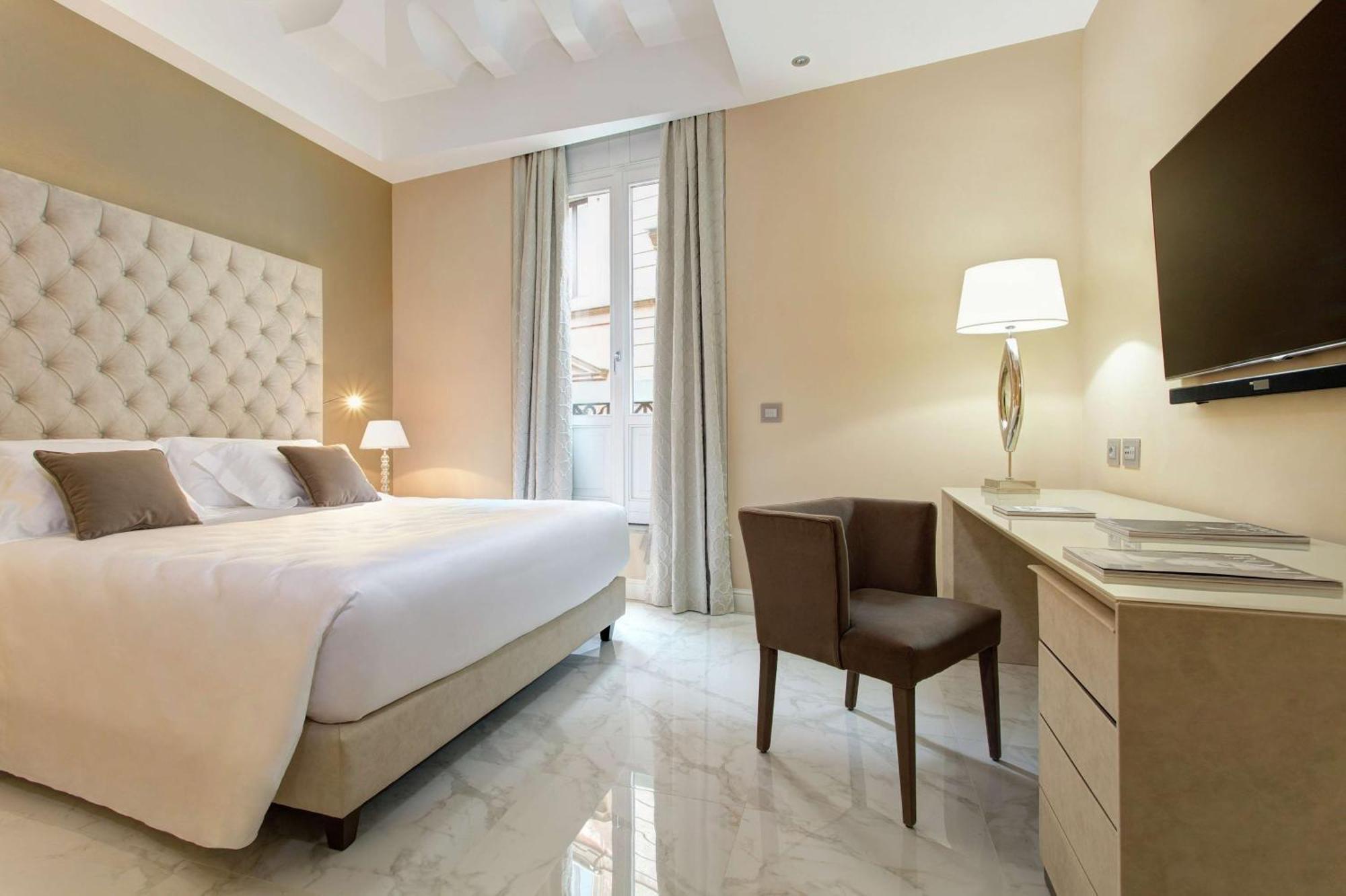 Deluxe King Room,1437709837:JPEG