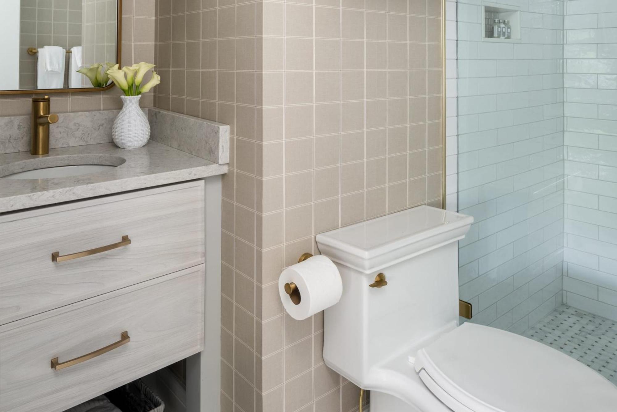 Double Room Private Bathroom