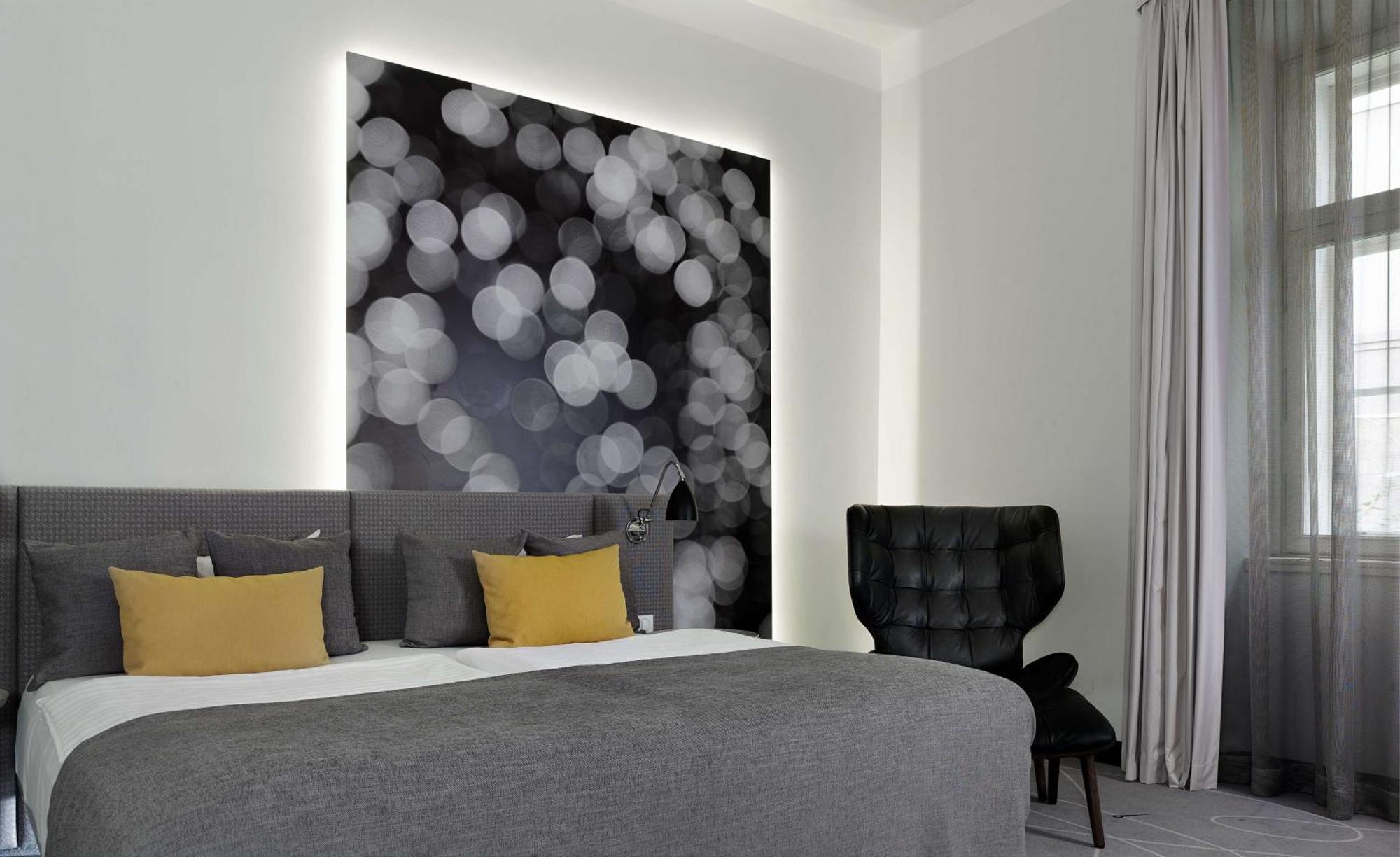 One-Bedroom Suite Courtyard View,1710005255:JPEG