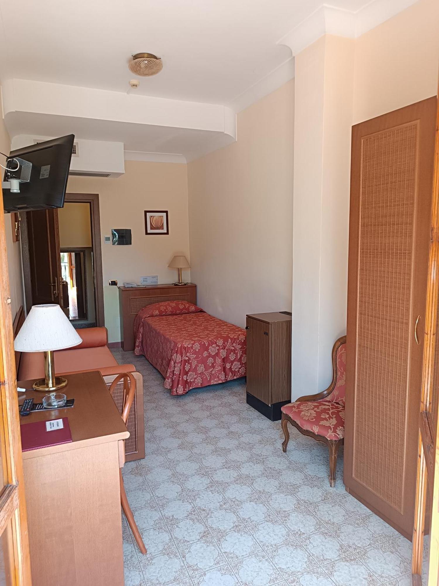 Single Room Sea View