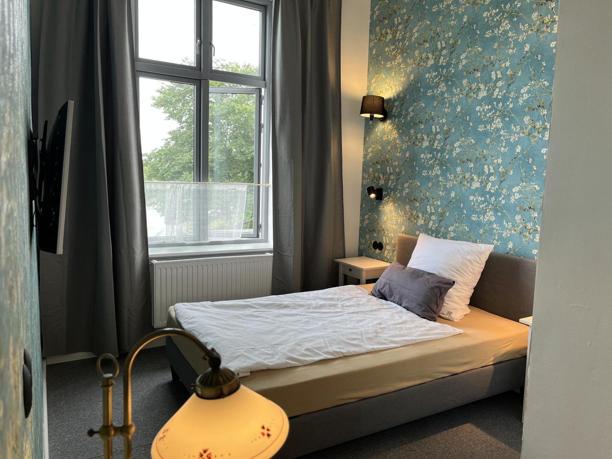 Superior Single Room,1552890652:JPEG