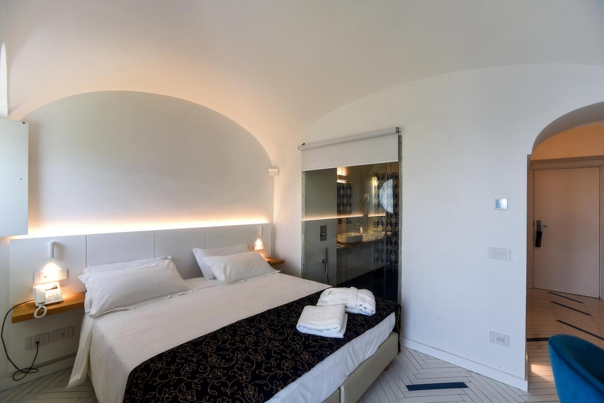 Deluxe Double Room Balcony Sea View