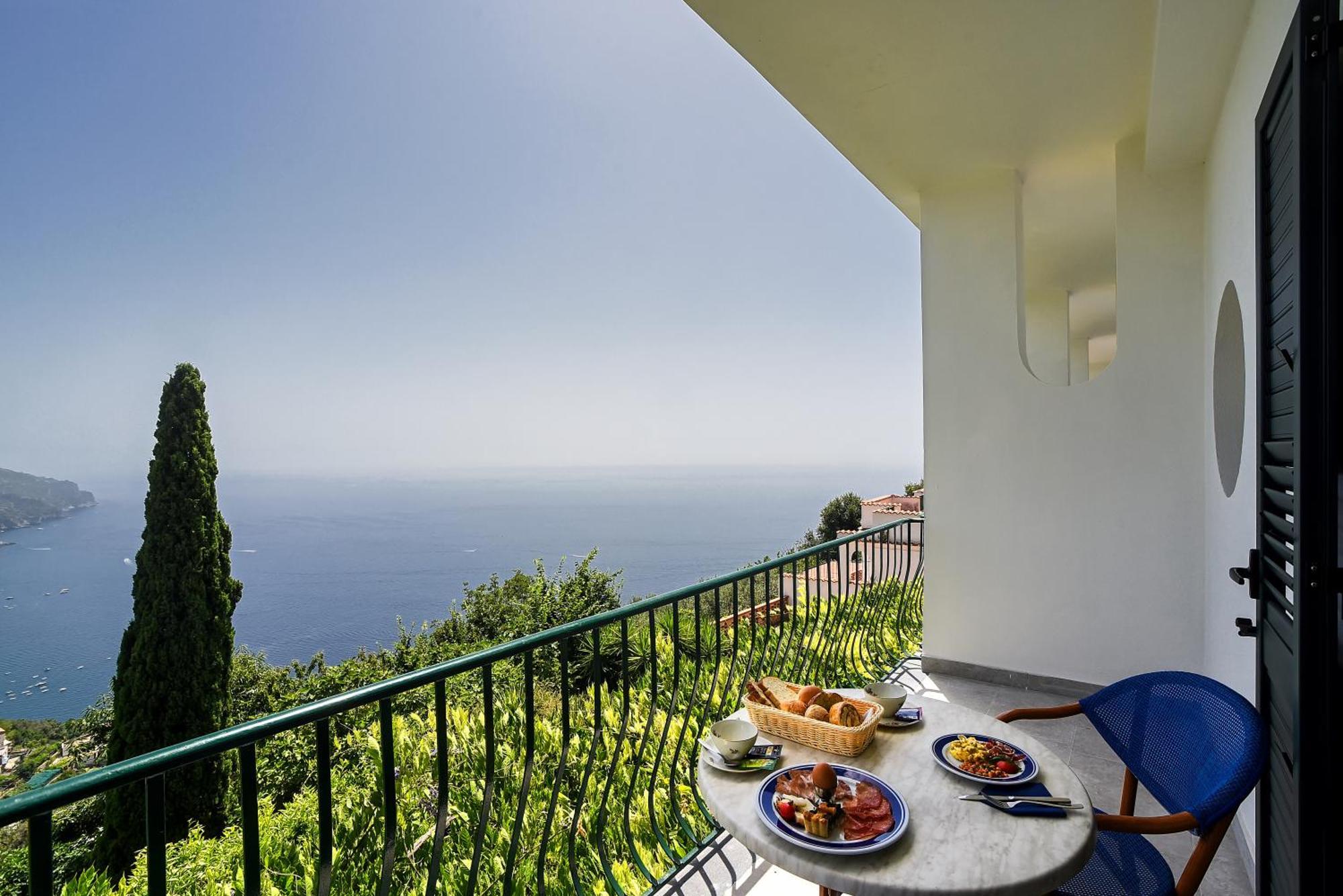 Deluxe Double Room Balcony Sea View