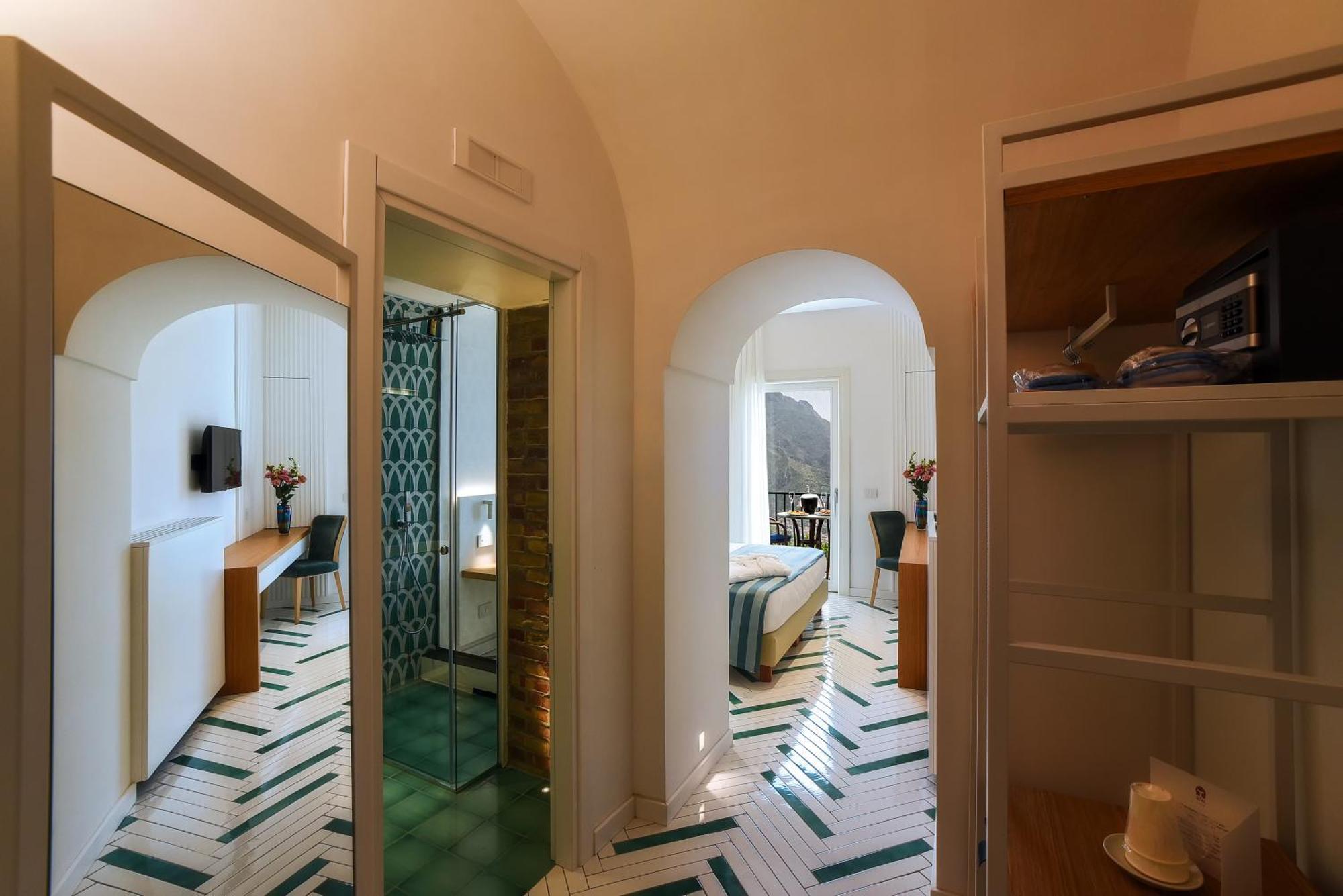 Deluxe Double Room Balcony Sea View