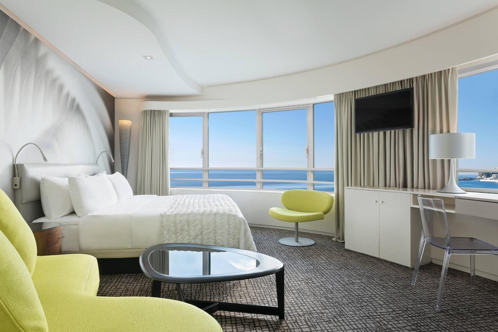Design Guest room 1 King Sea view Crystal Towers,1706470533:JPEG