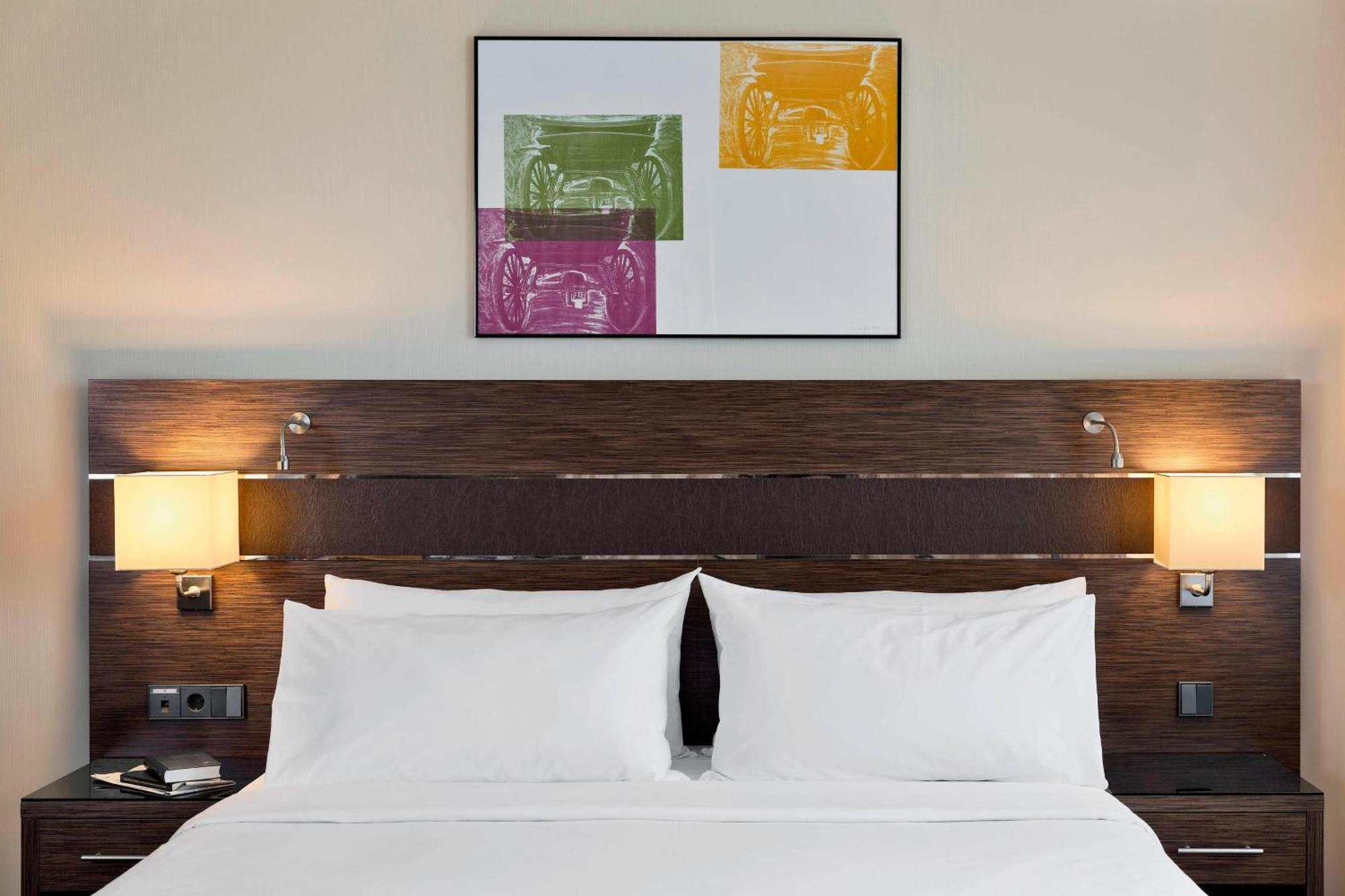 Deluxe King Room,1552958575:JPEG
