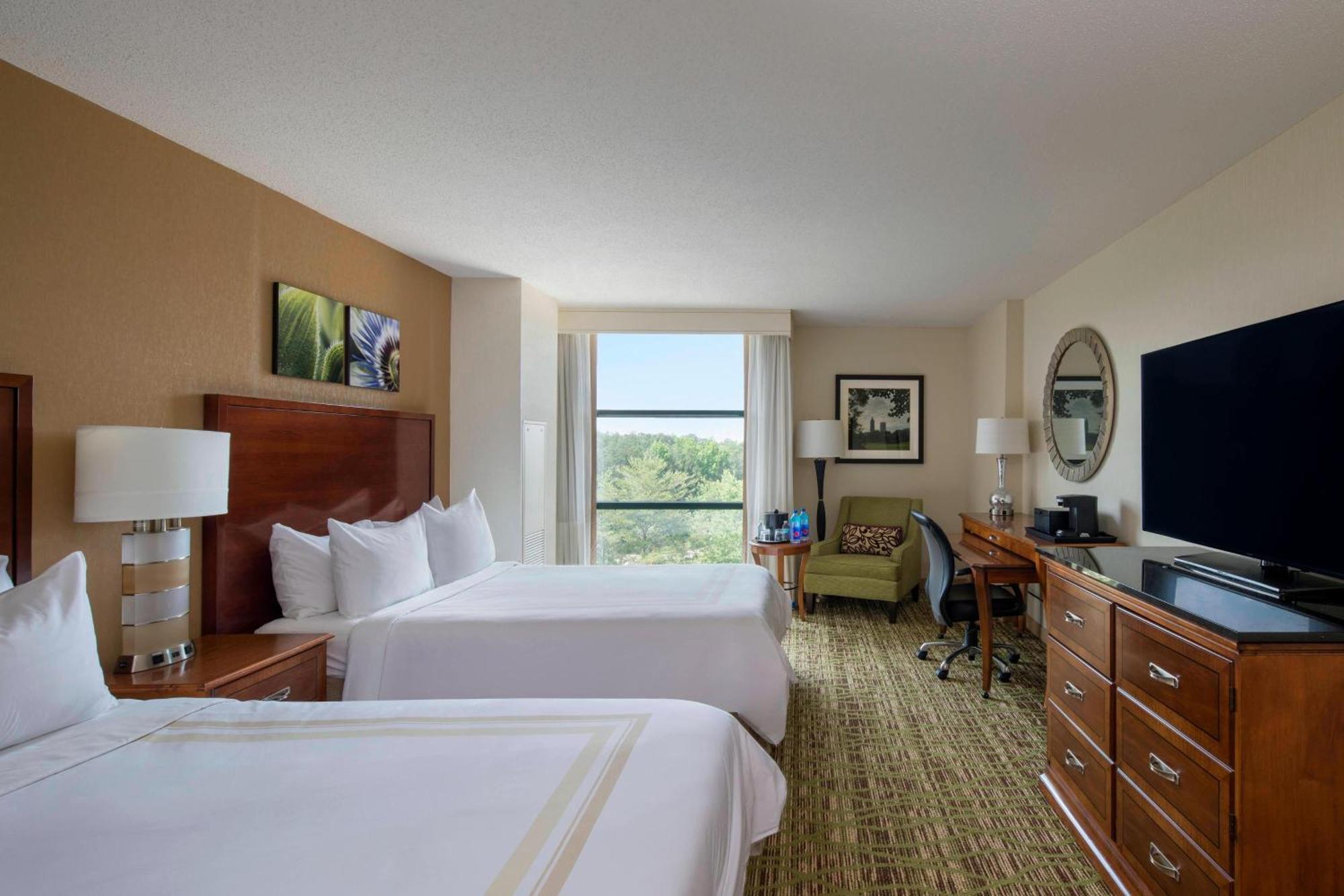 Concierge Level Double Room Two Double Beds,1552960084:JPEG