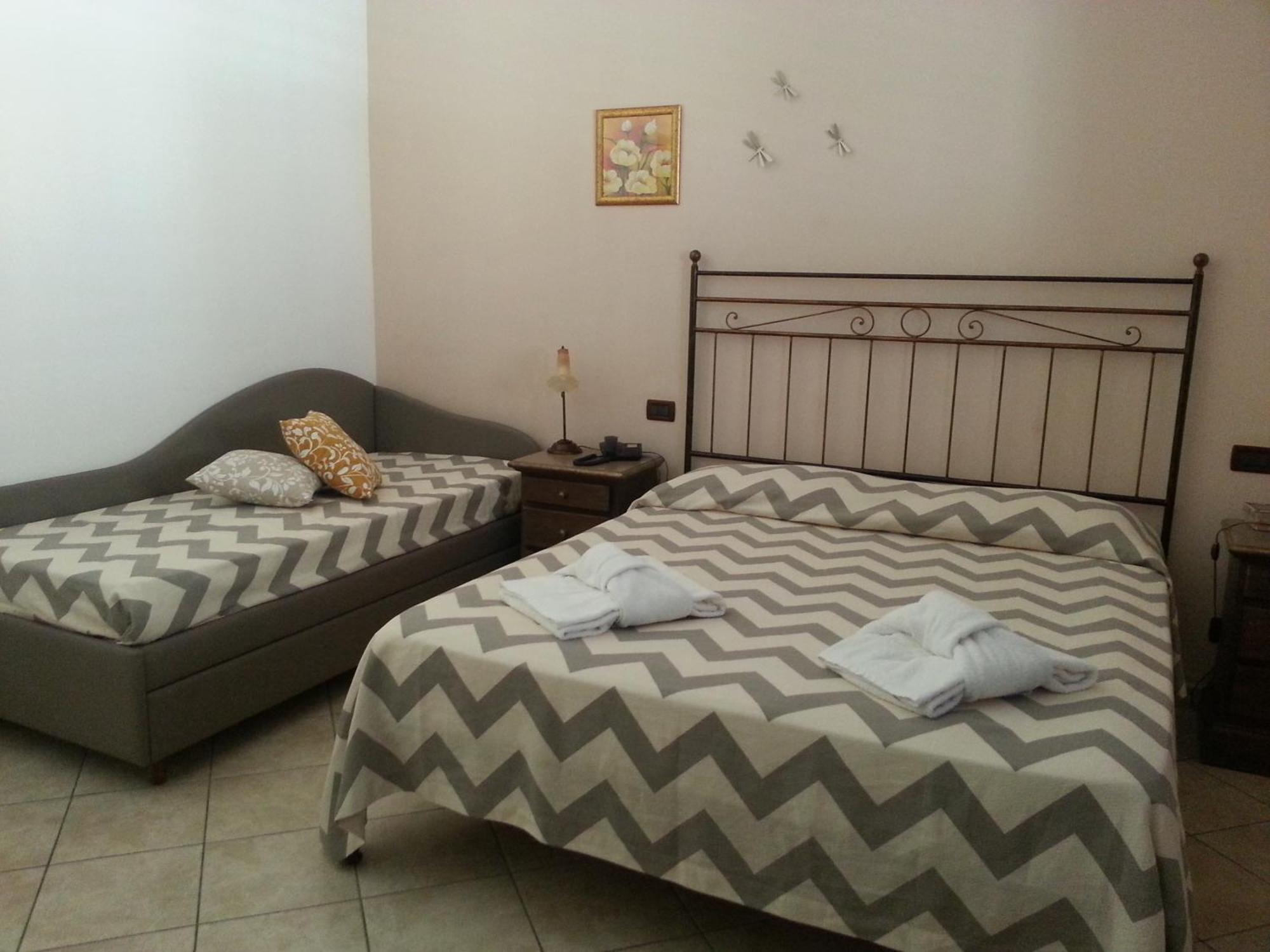 Comfort Triple Room