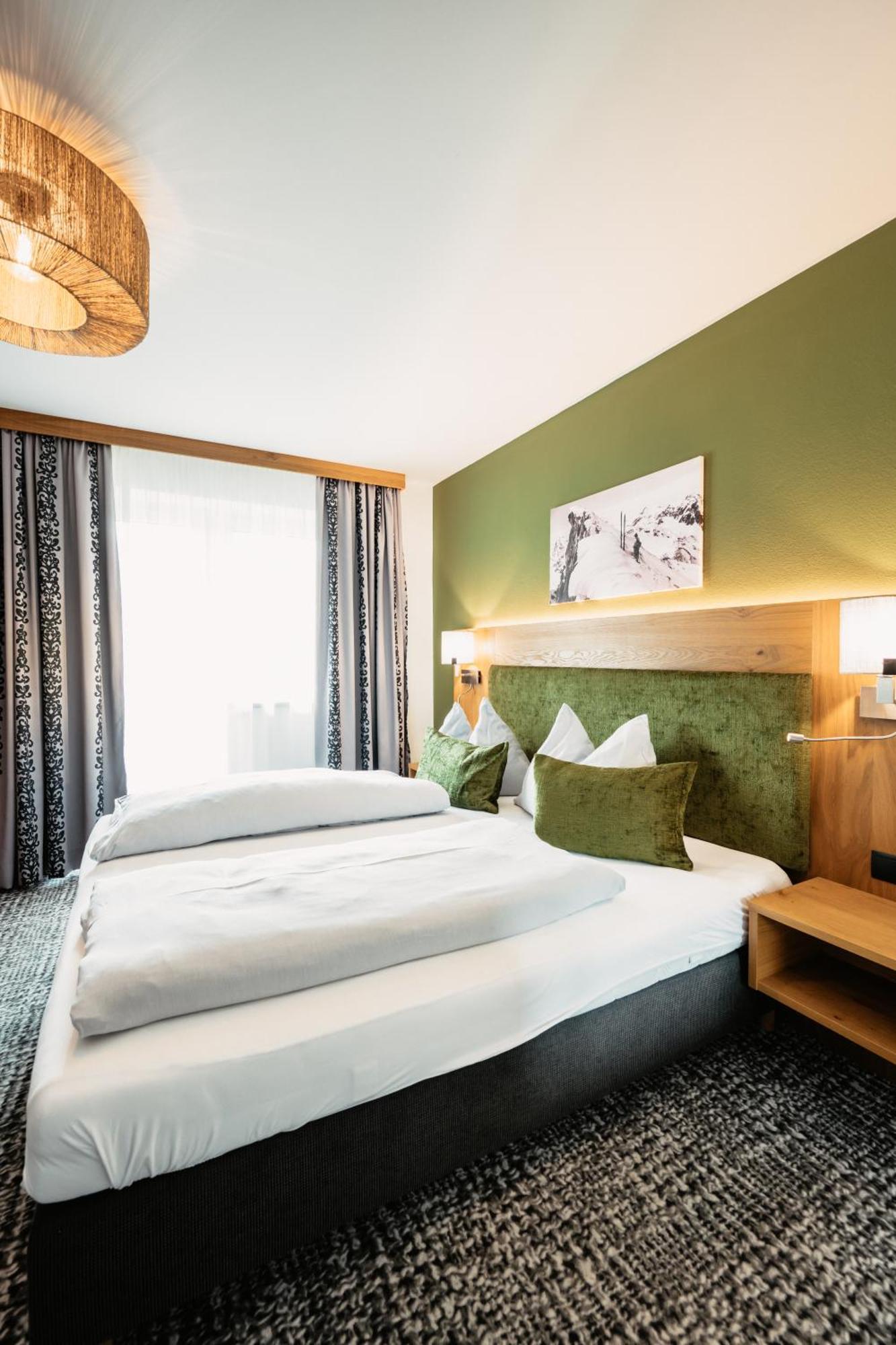 Double Room Balcony,1552984966:JPEG