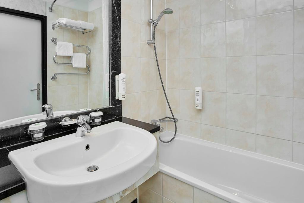 Double Room,1498502734:JPEG