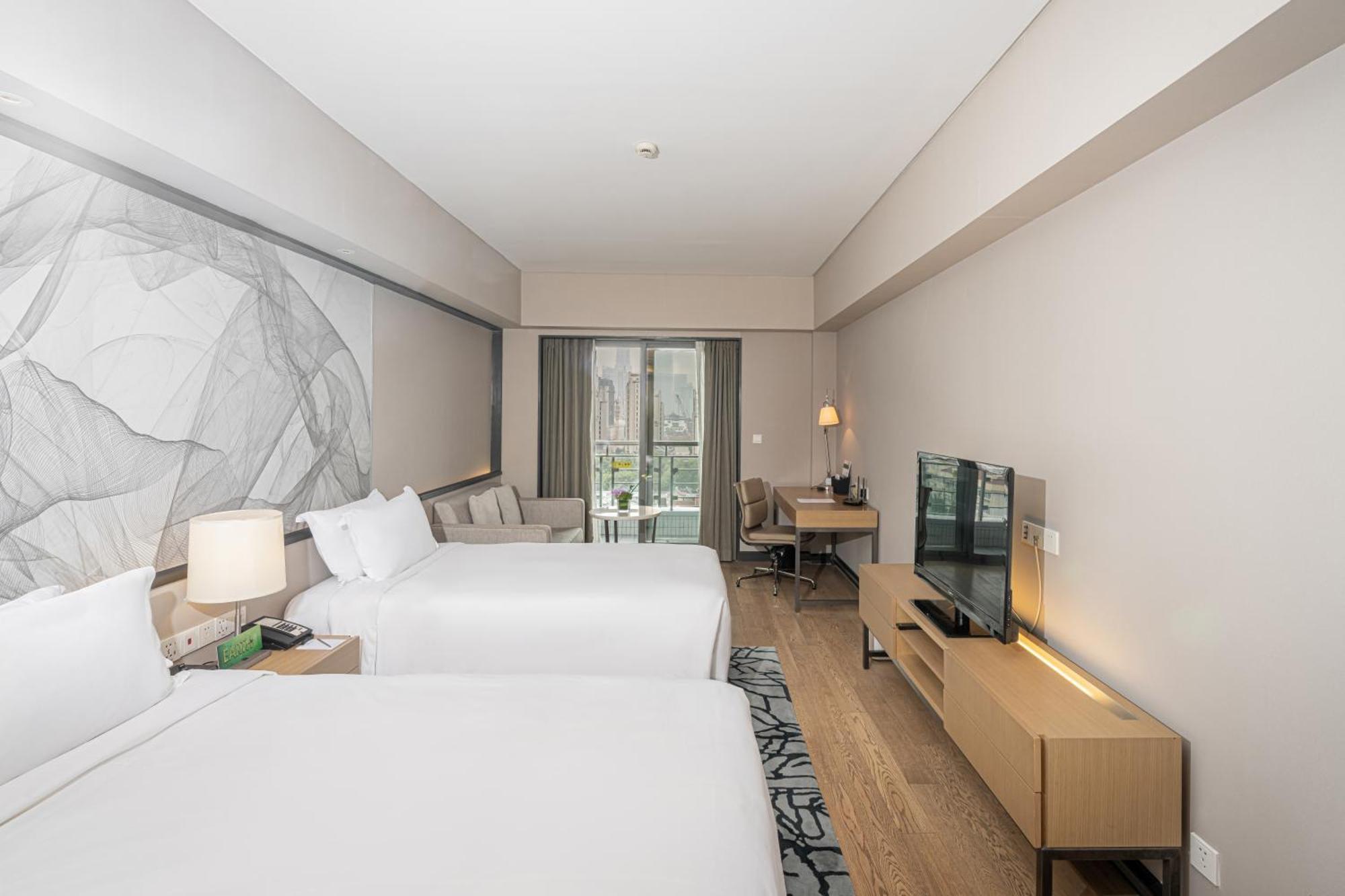 Executive Studio with Twin Beds