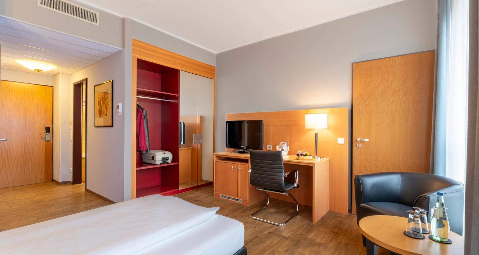 Classic Single Room