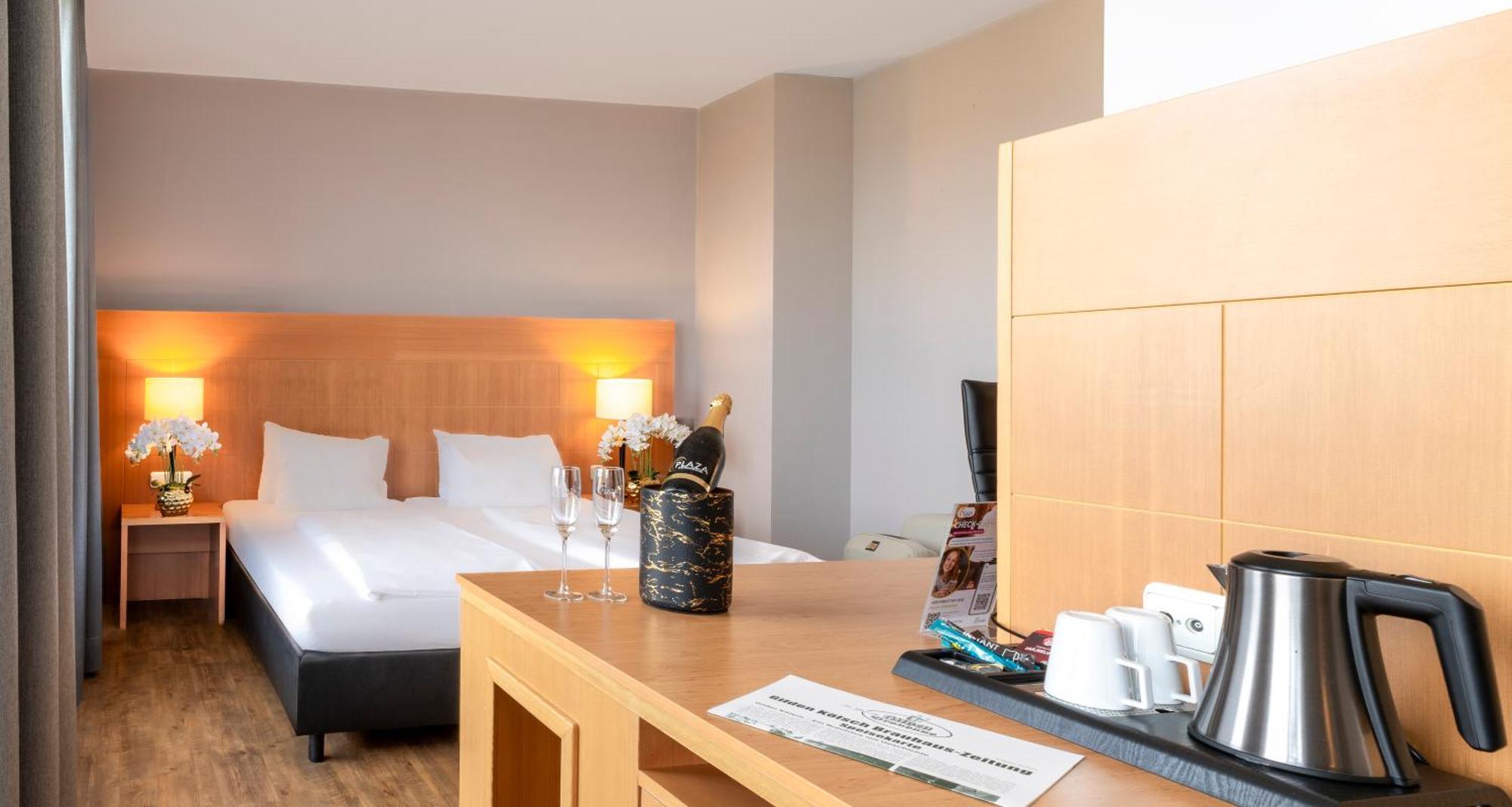 Premium Double or Twin Room,1553172919:JPEG