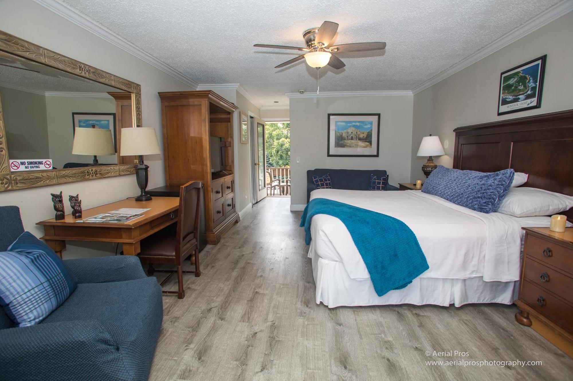 King Room,1552990732:JPEG
