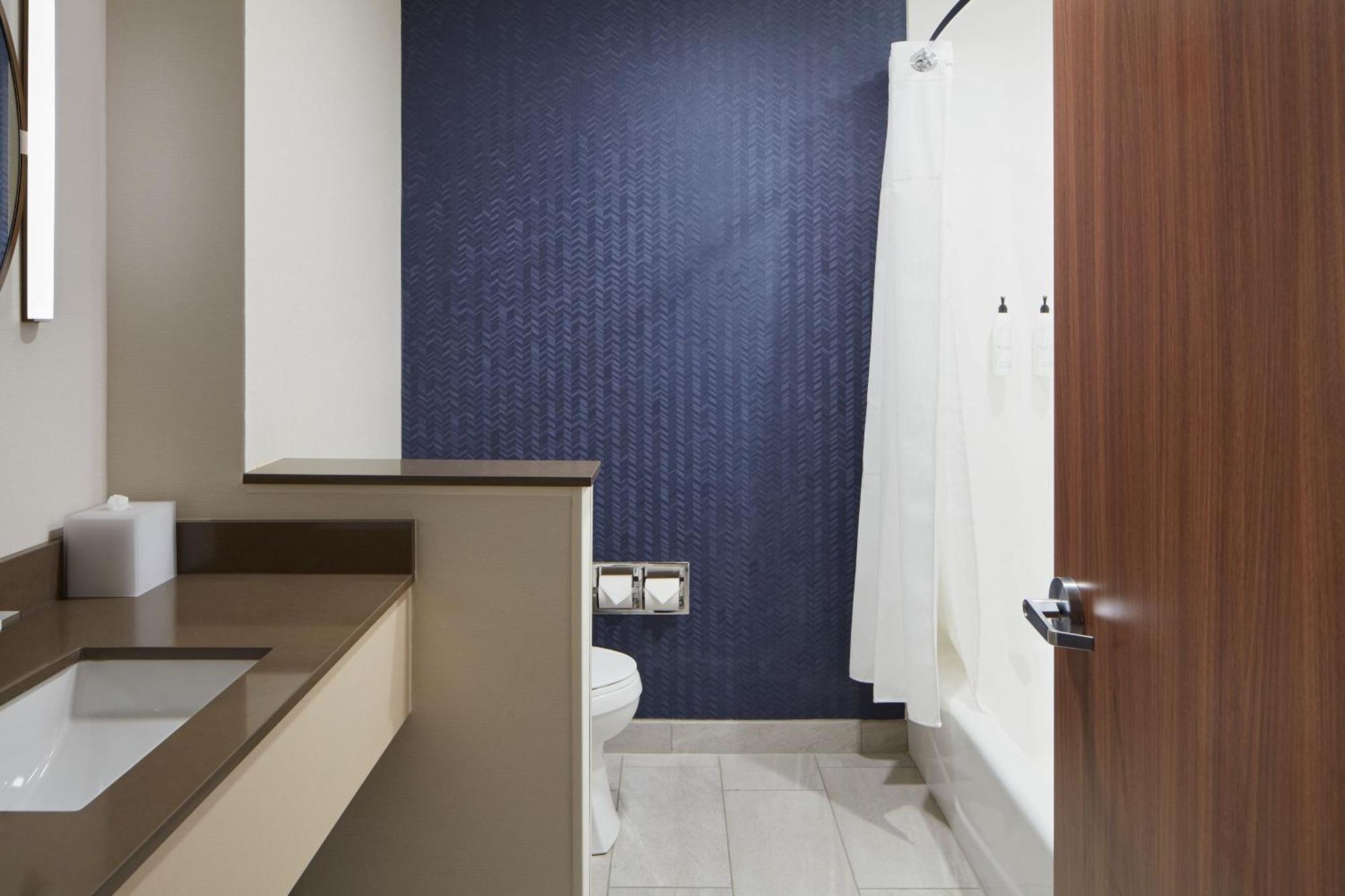 Queen Room Two Queen Beds Bathtub Mobility Access or Hearing Accessible