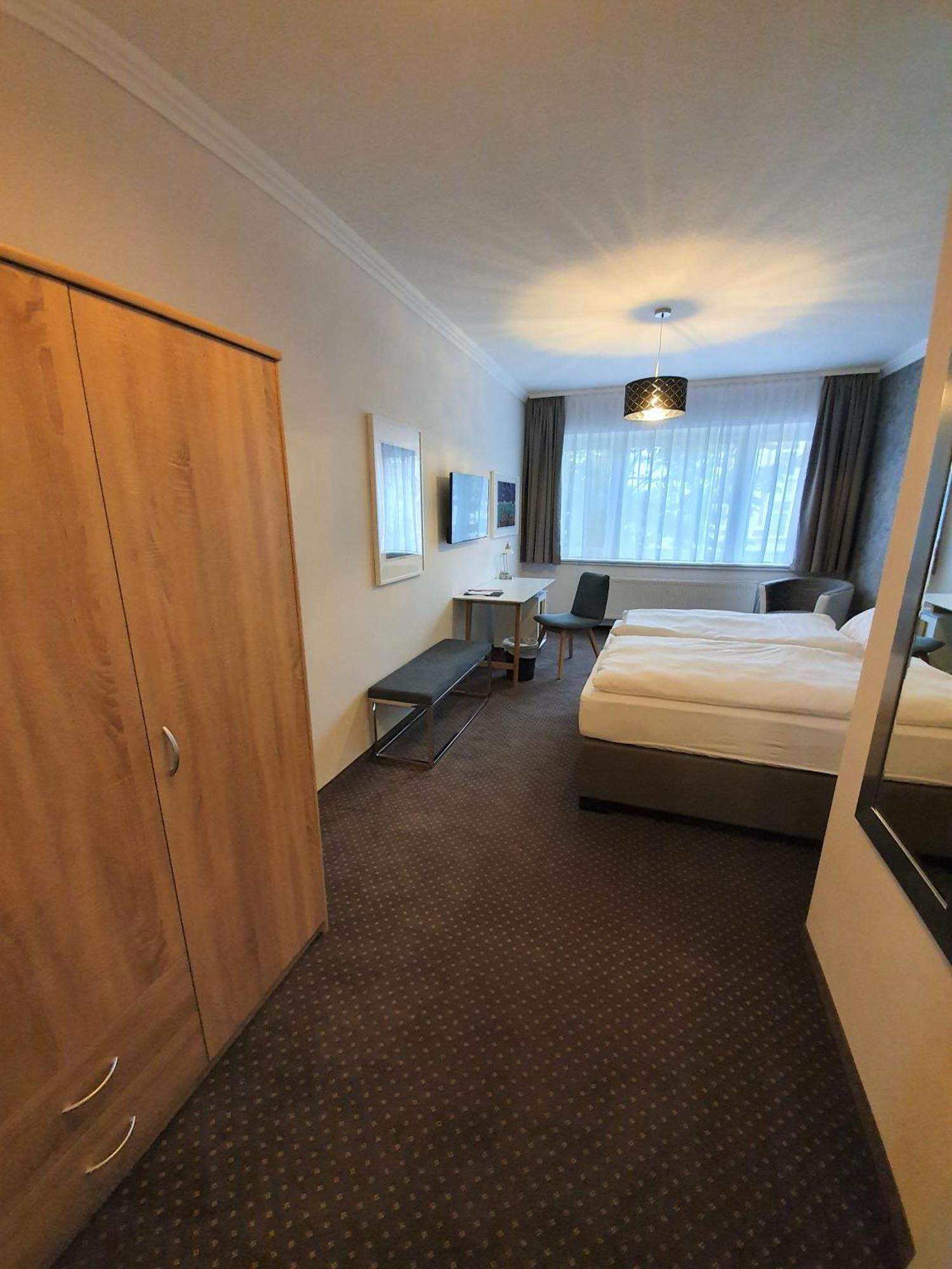 Superior Double Room,1553424637:JPEG