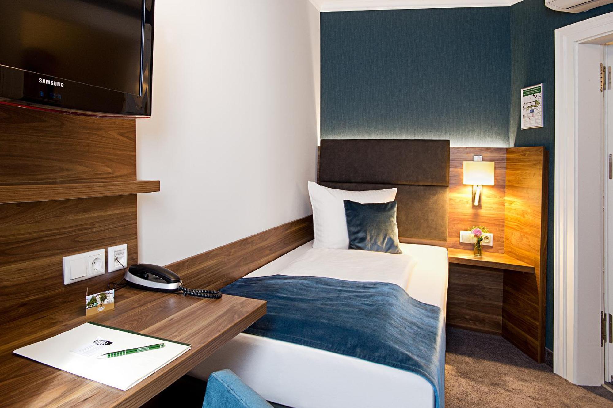 Small Single Room