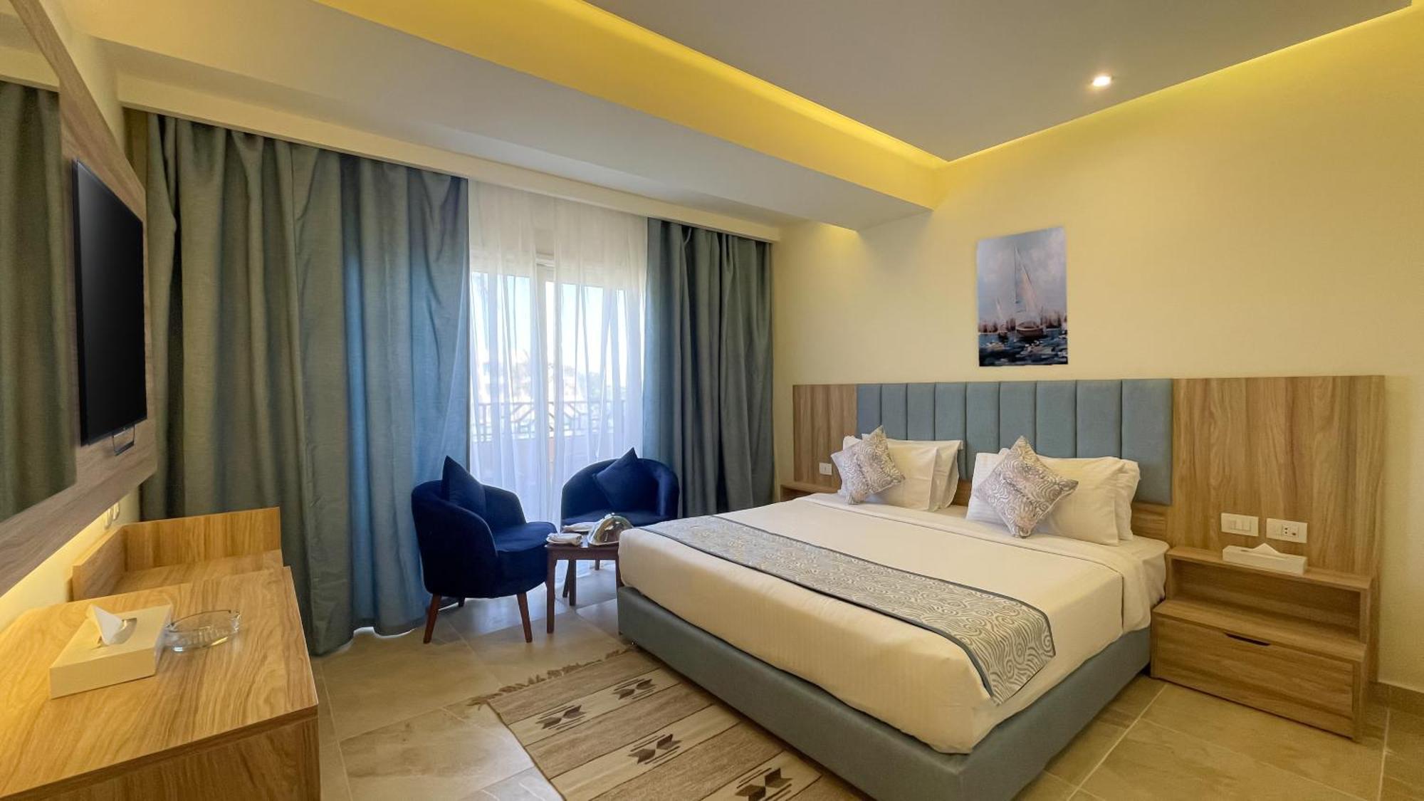 Chambre Double ou Lits Jumeaux Deluxe - Vue sur Piscine