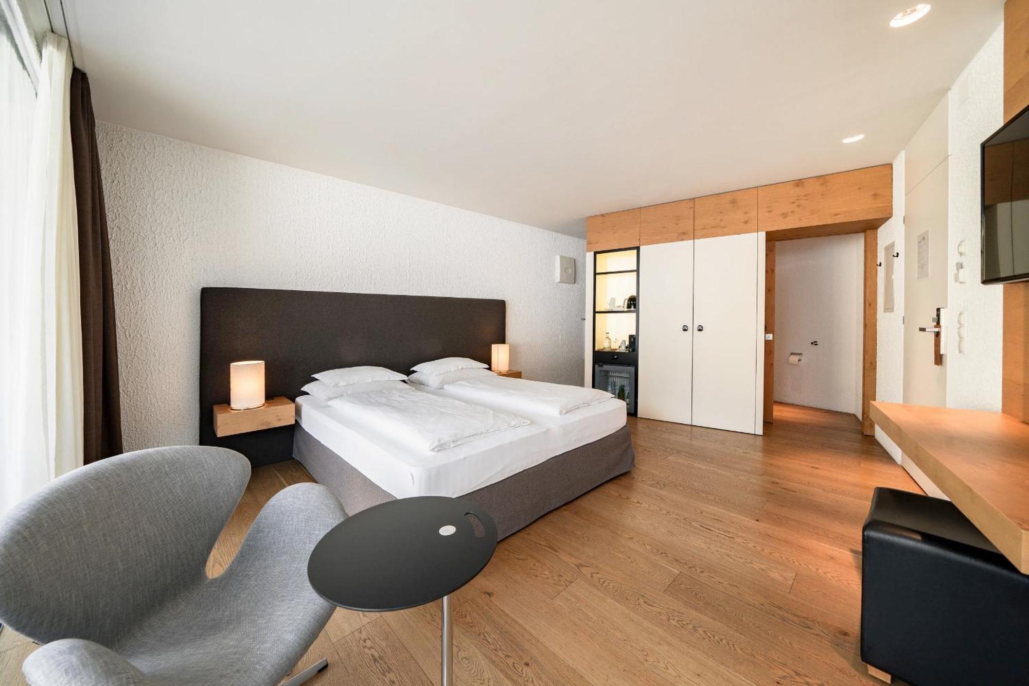 Junior Suite,1553615347:JPEG