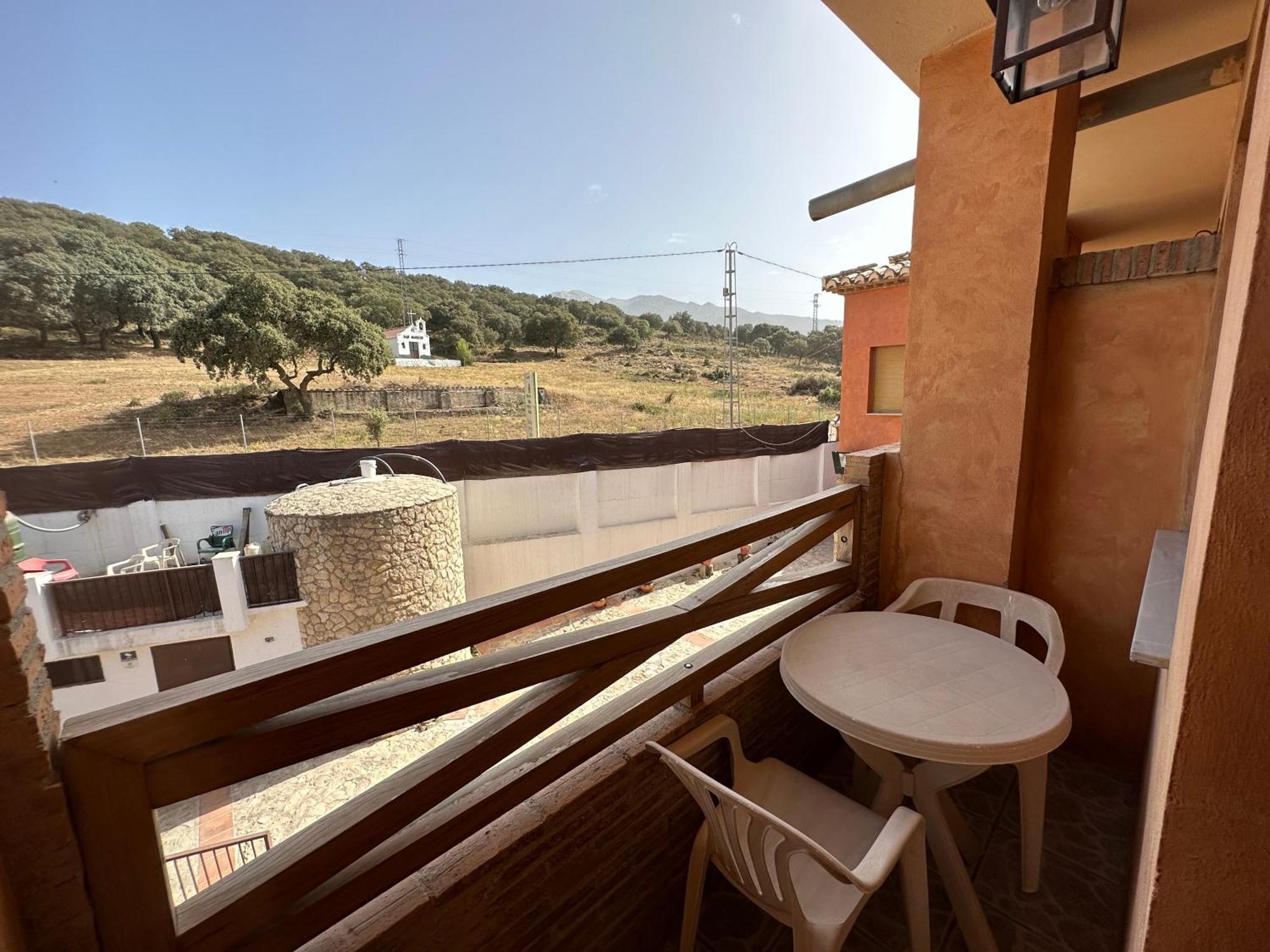 Single Room Private Bathroom