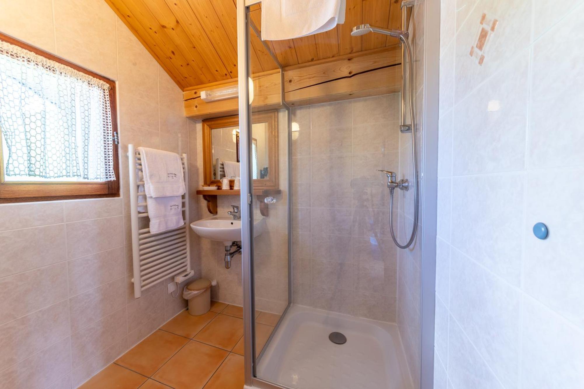 Comfort Quadruple Room
