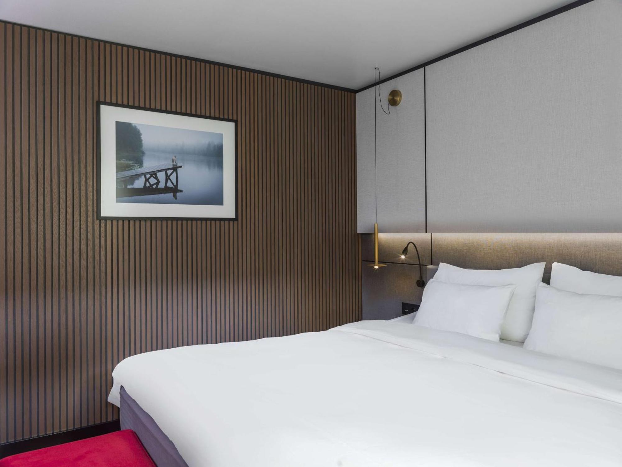 Standard Room,1553824402:JPEG