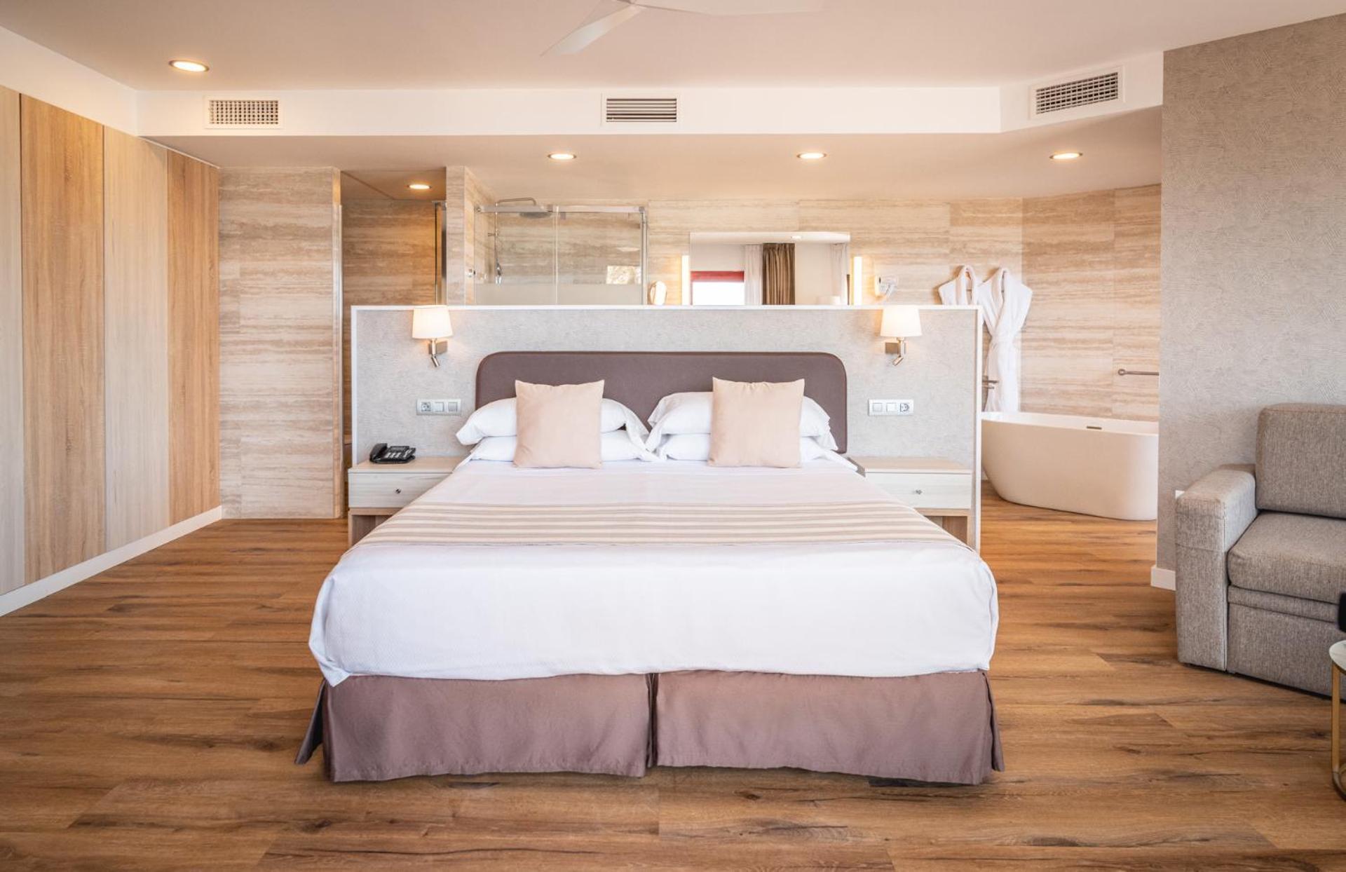 Junior Suite Frontal Sea View