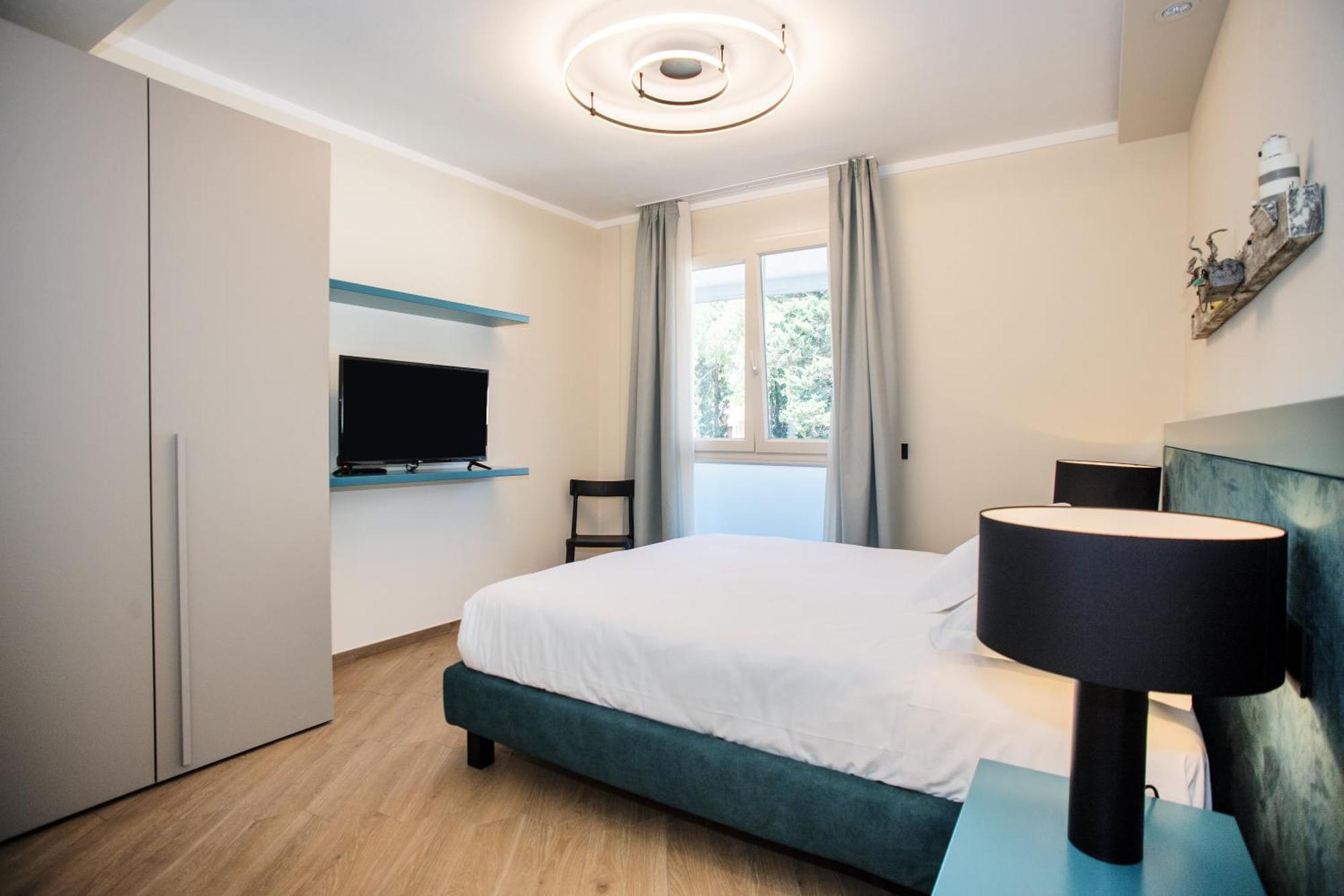 One-Bedroom Apartment,1553954161:JPEG