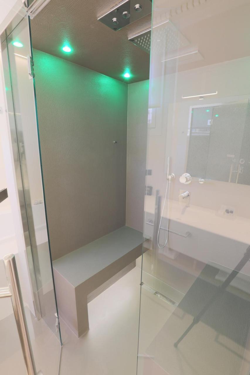 Junior Suite Wellness Sea View,1554007996:JPEG