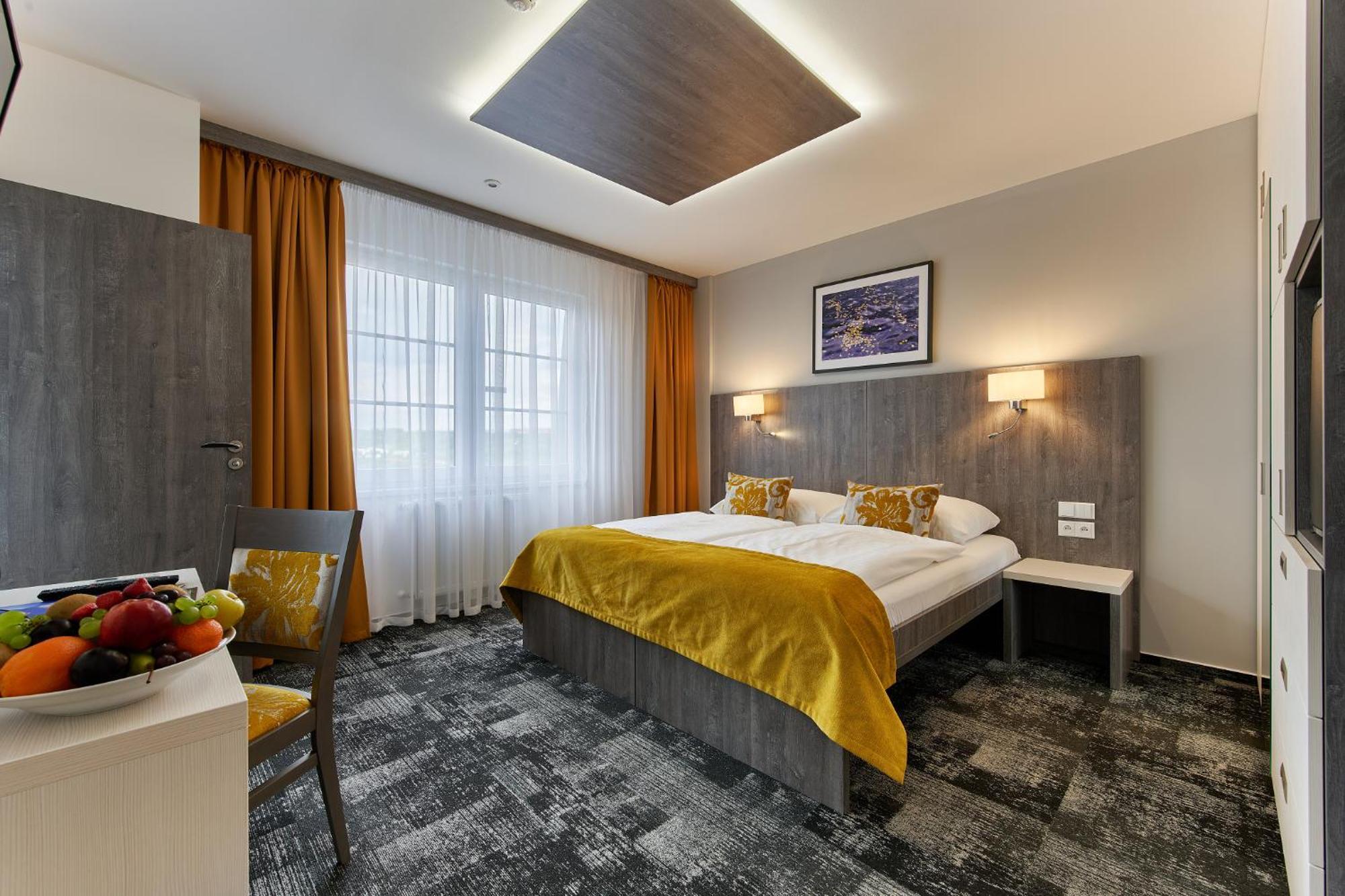Deluxe Double Room Unlimited Water Sauna World Access,1580276849:JPEG