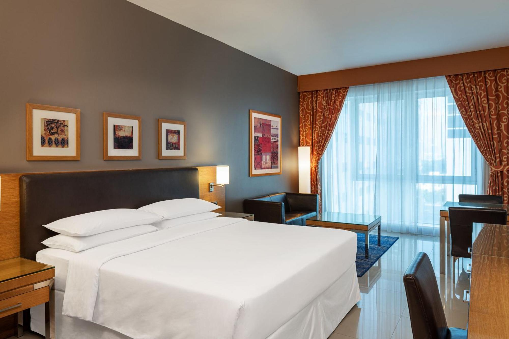 Classic King Room with complimentary shuttle service to Dubai Mall & Kite Beach,1554057553:JPEG