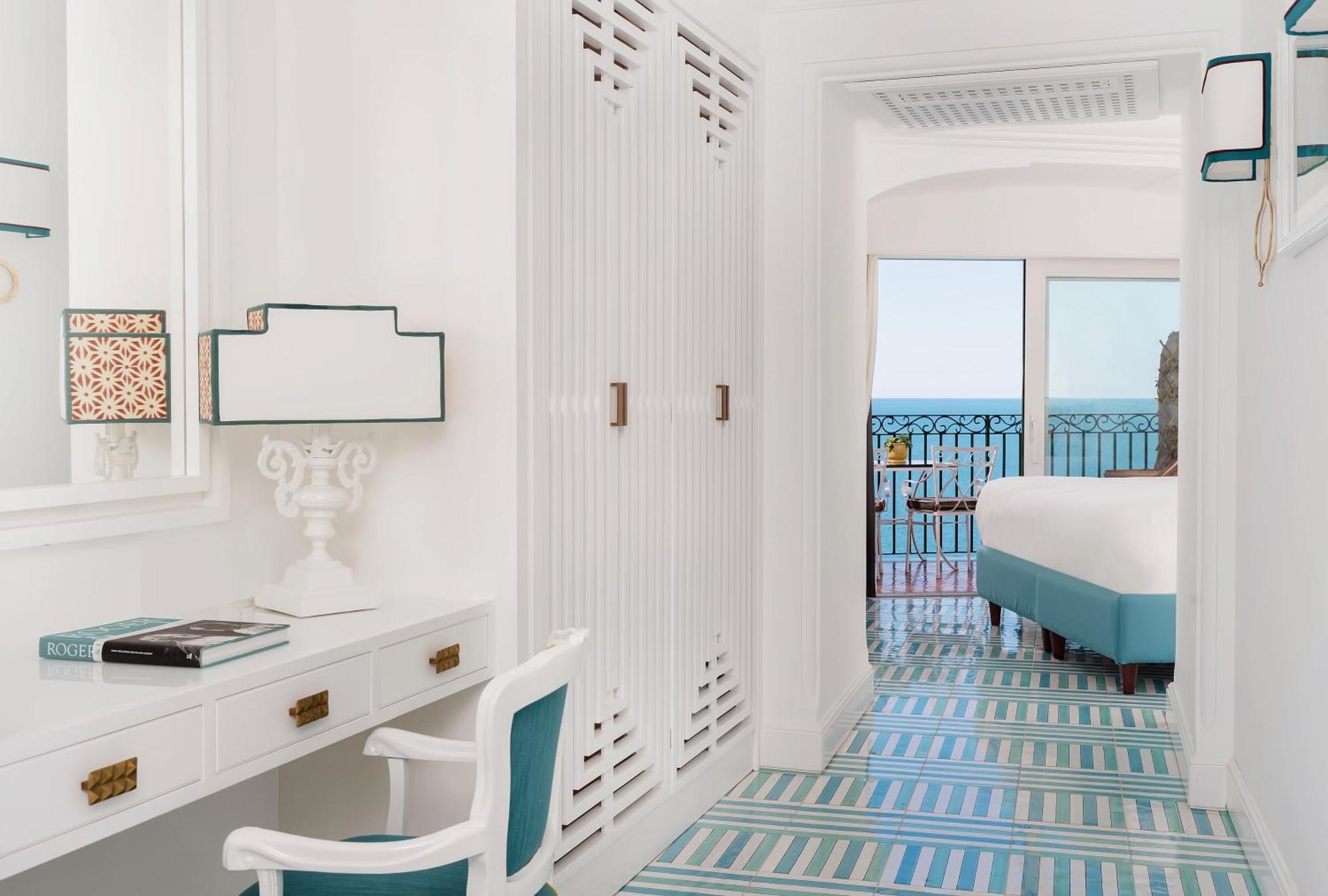 Classic Double or Twin Room Terrace Sea View
