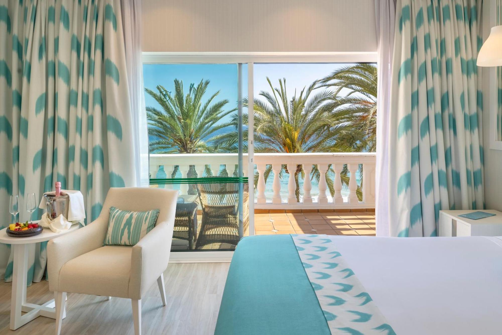 Premium Double or Twin Room Sea View