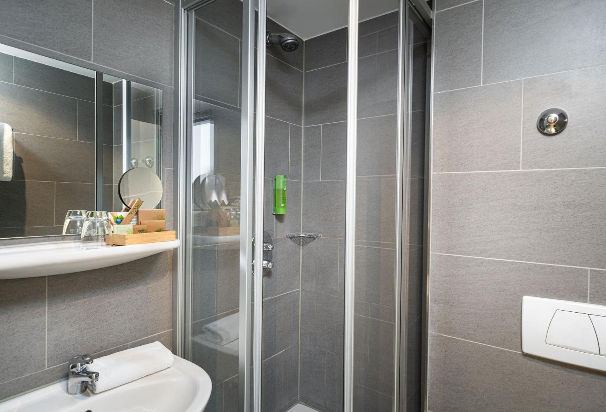 Economy Single Room