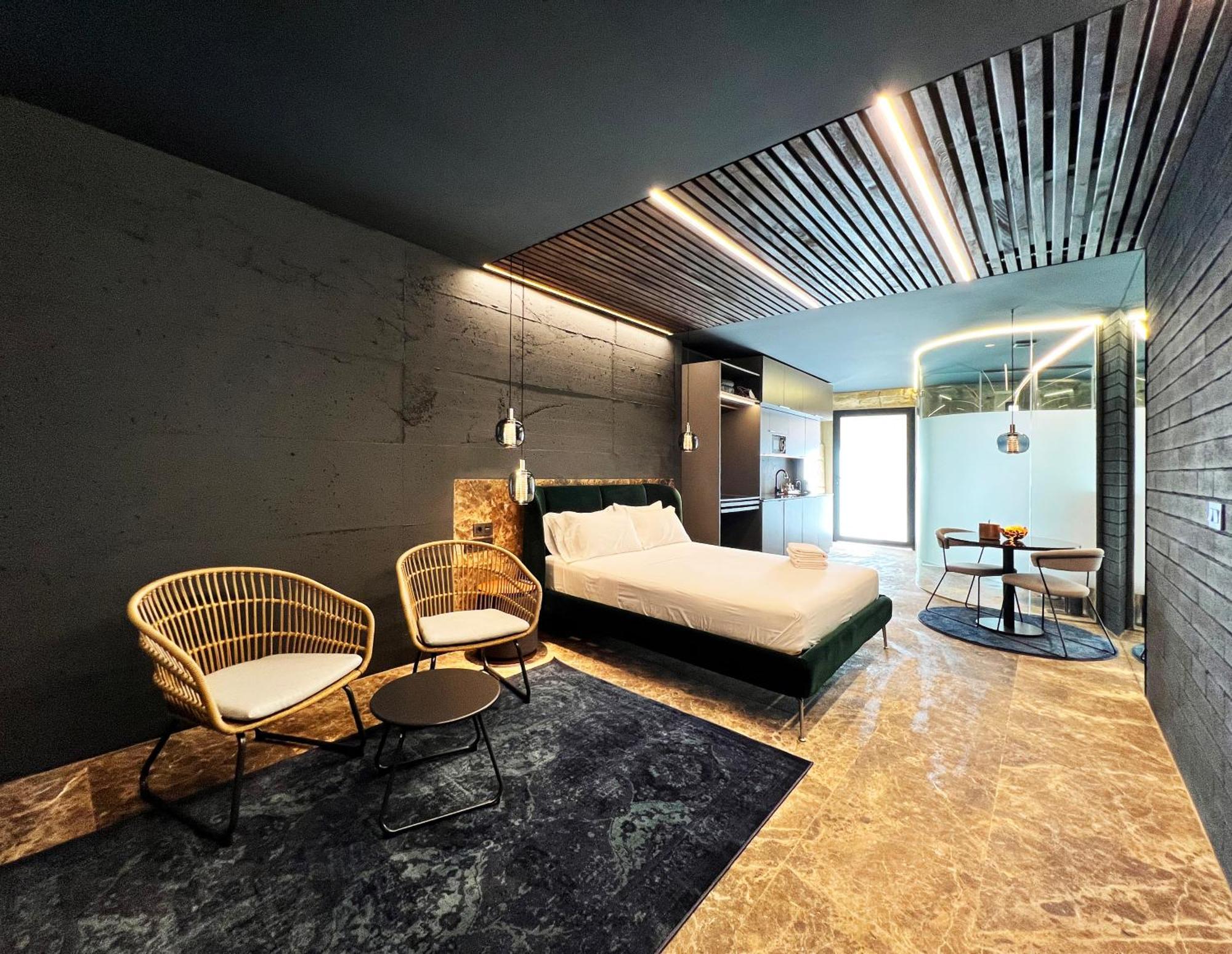 Deluxe Junior Suite