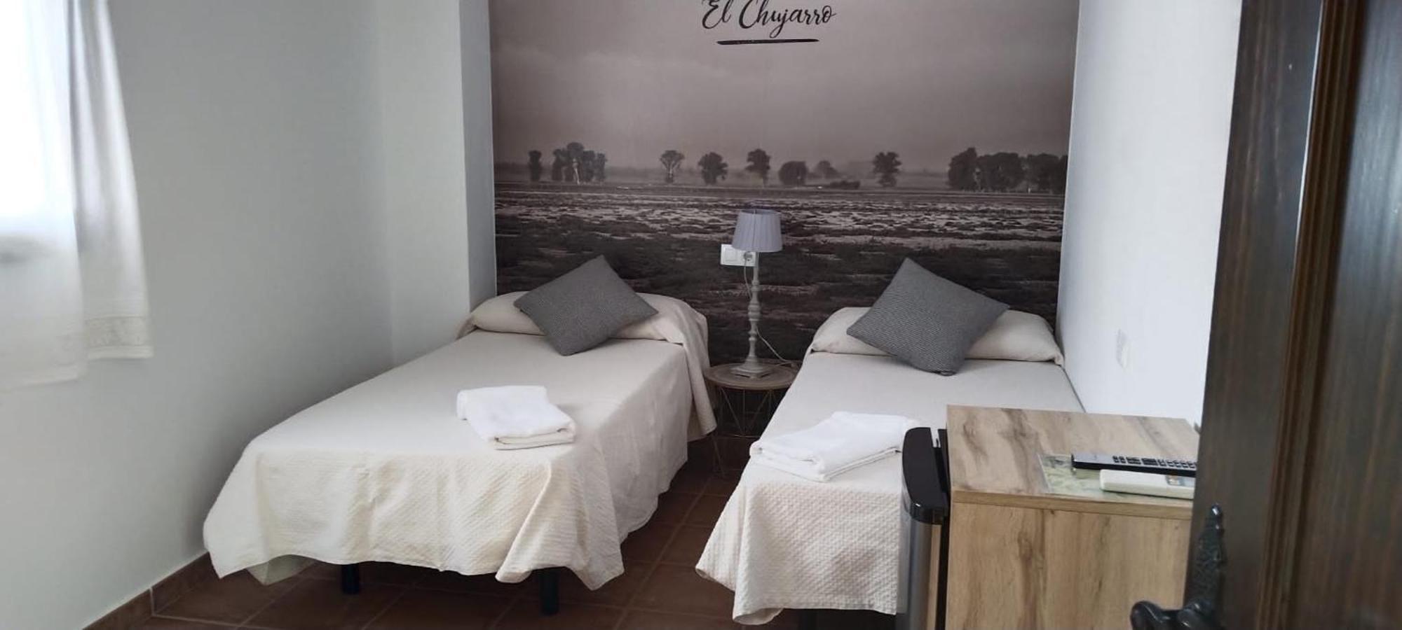 Twin Room,1554275737:JPEG