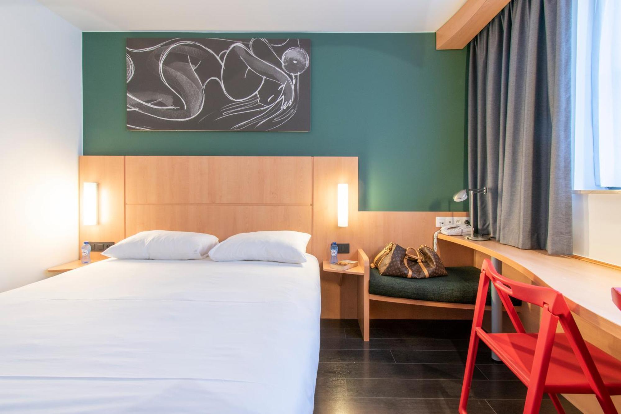 Standard Room One Double Bed or Two Separate Beds