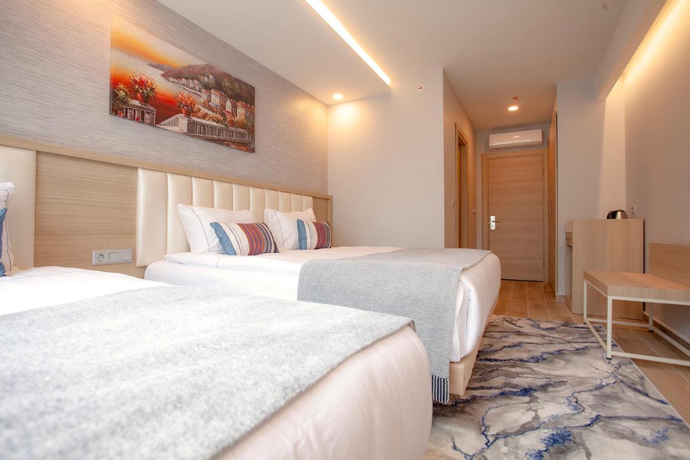 Deluxe Triple Room,1554984109:JPEG