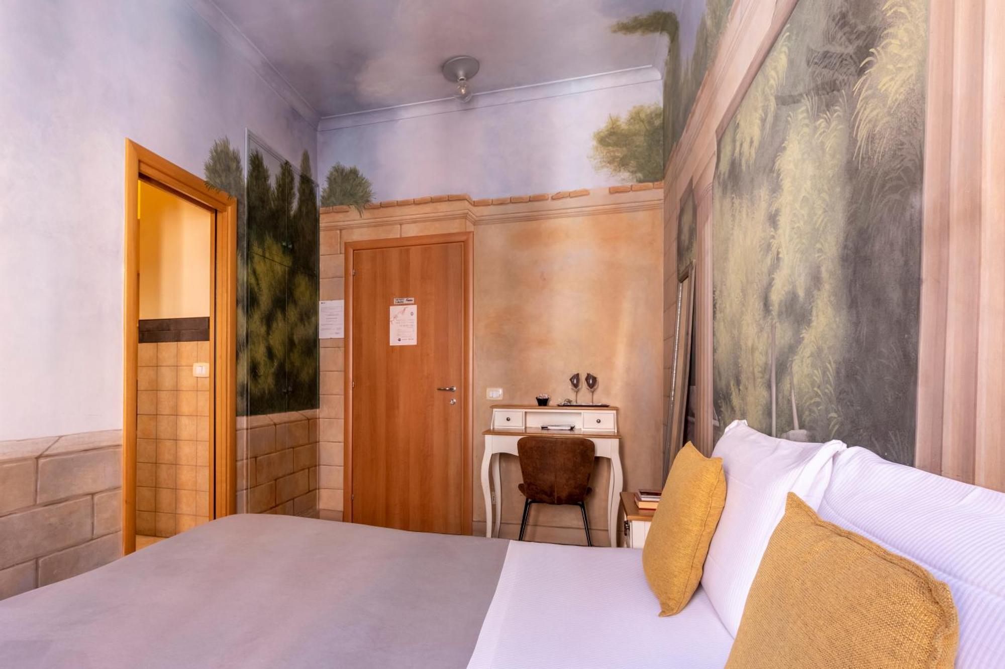 Small Double or Twin Room