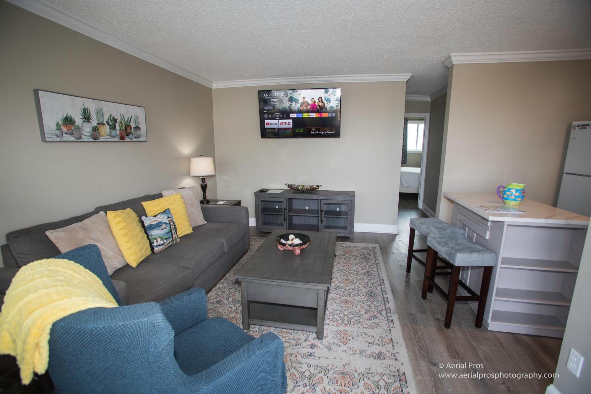 Deluxe Two-Bedroom Apartment