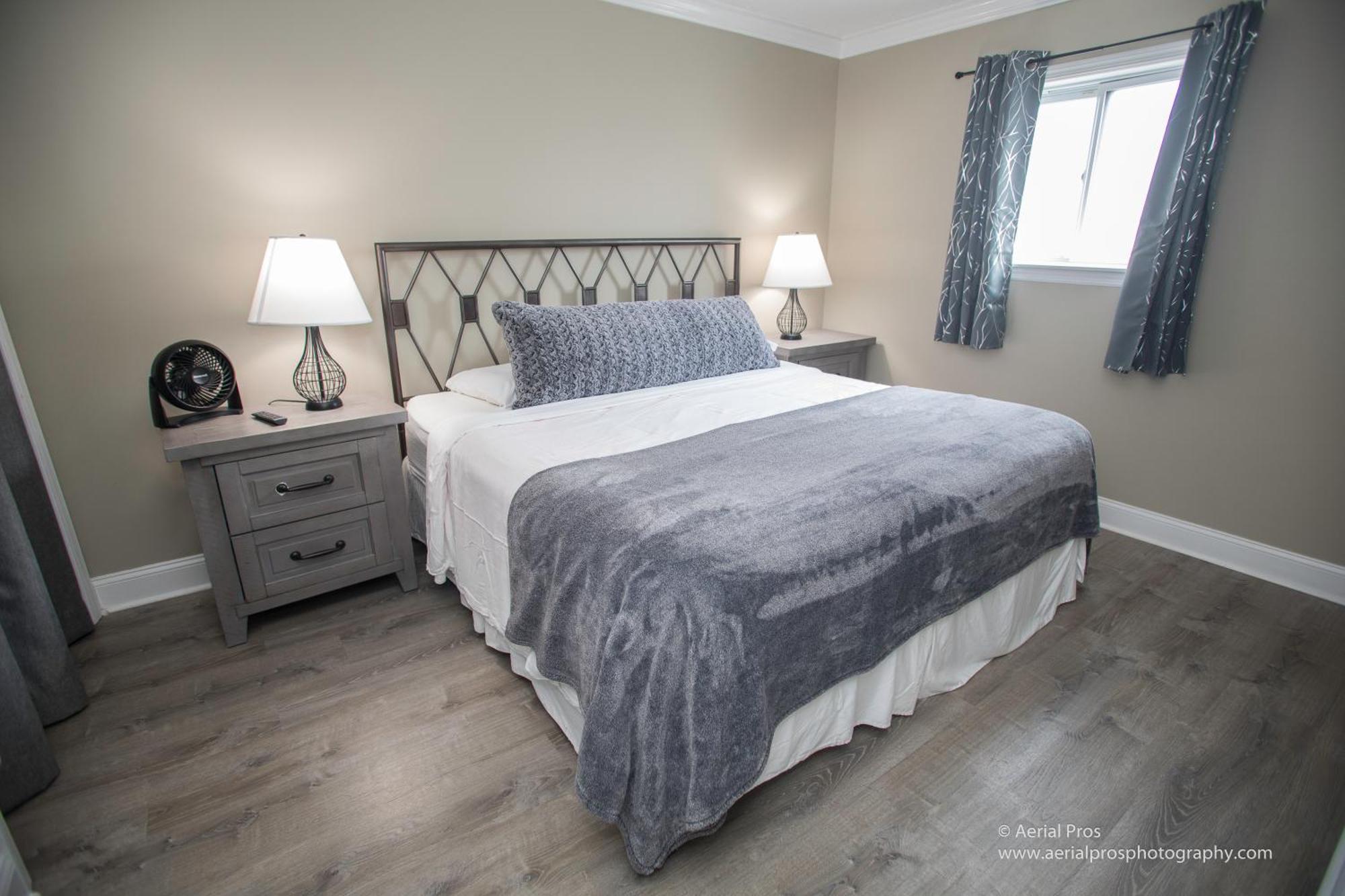 Deluxe Two-Bedroom Apartment