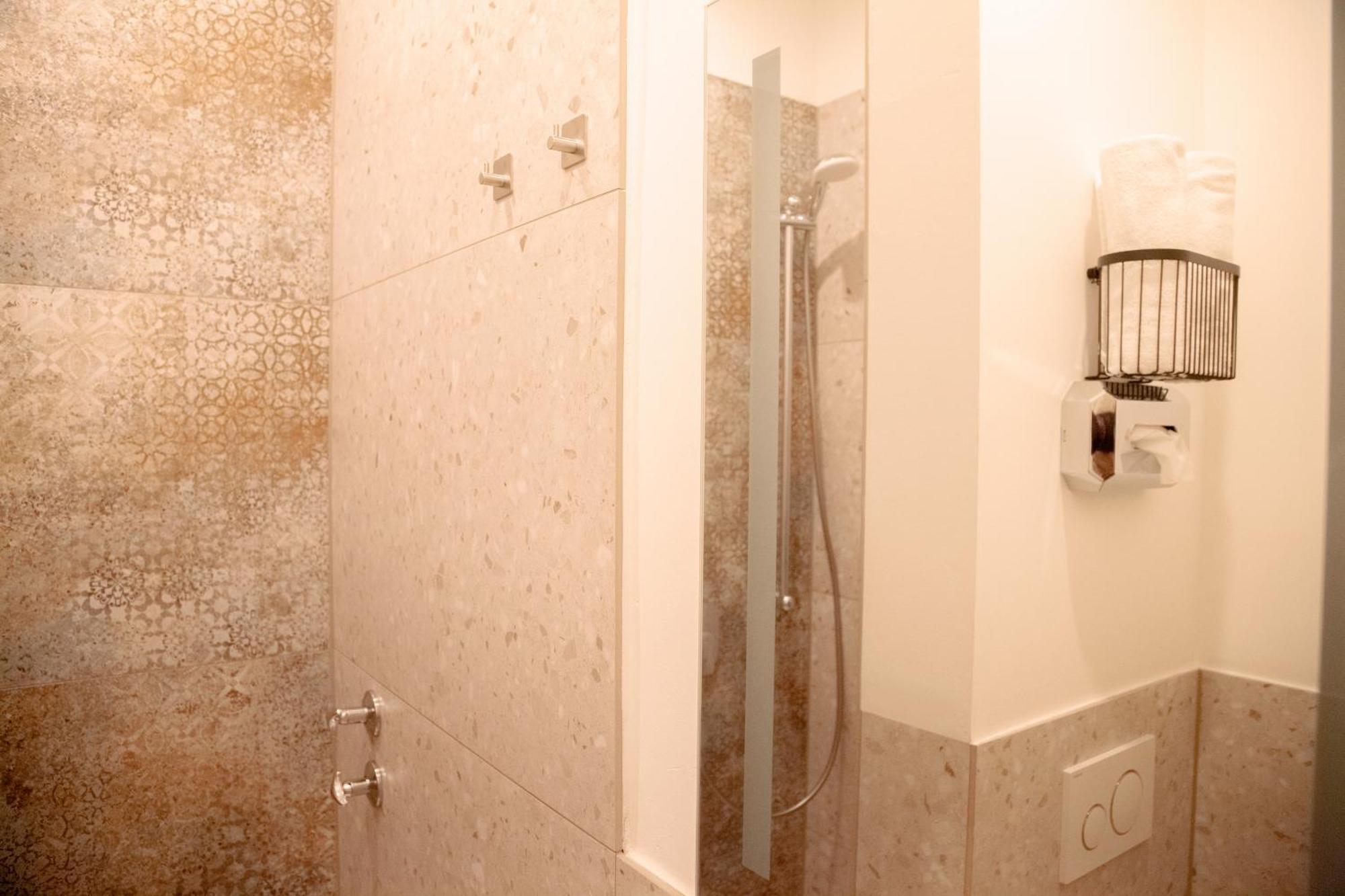 Single Room Bathroom