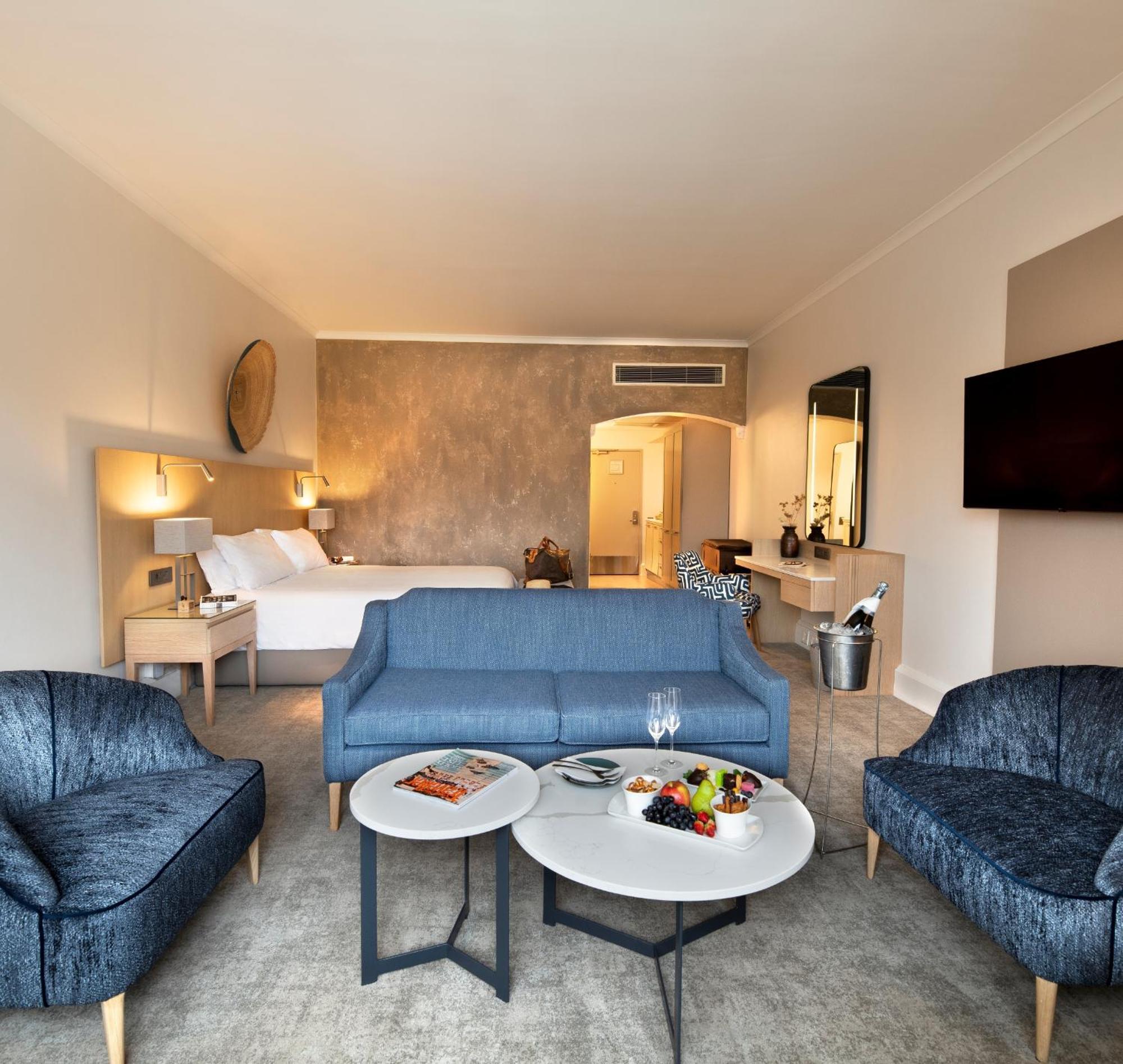 Superior Double Room Mountain Harbour View