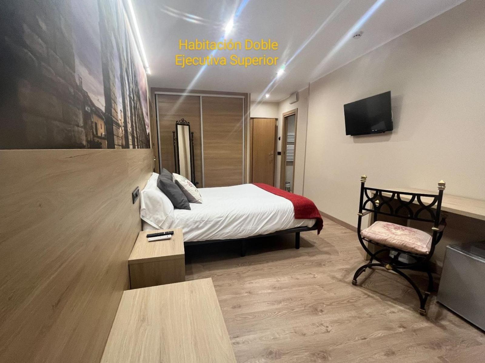 Quadruple Room,1554880297:JPEG