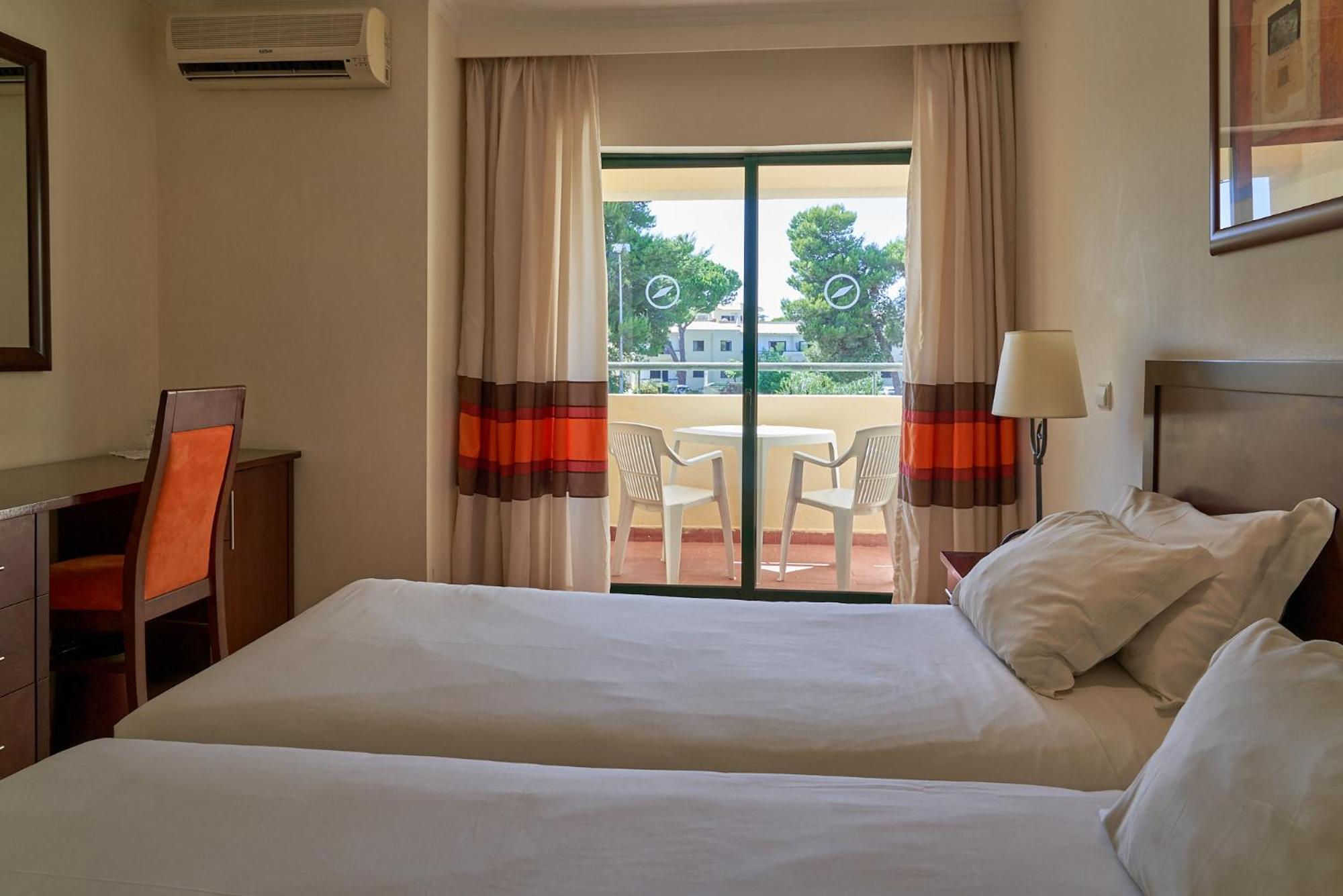 Quarto Twin Superior com Vista da Cidade