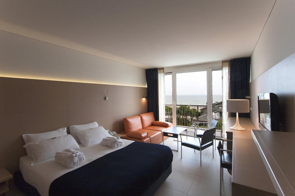Junior Suite Sea View Beach Access