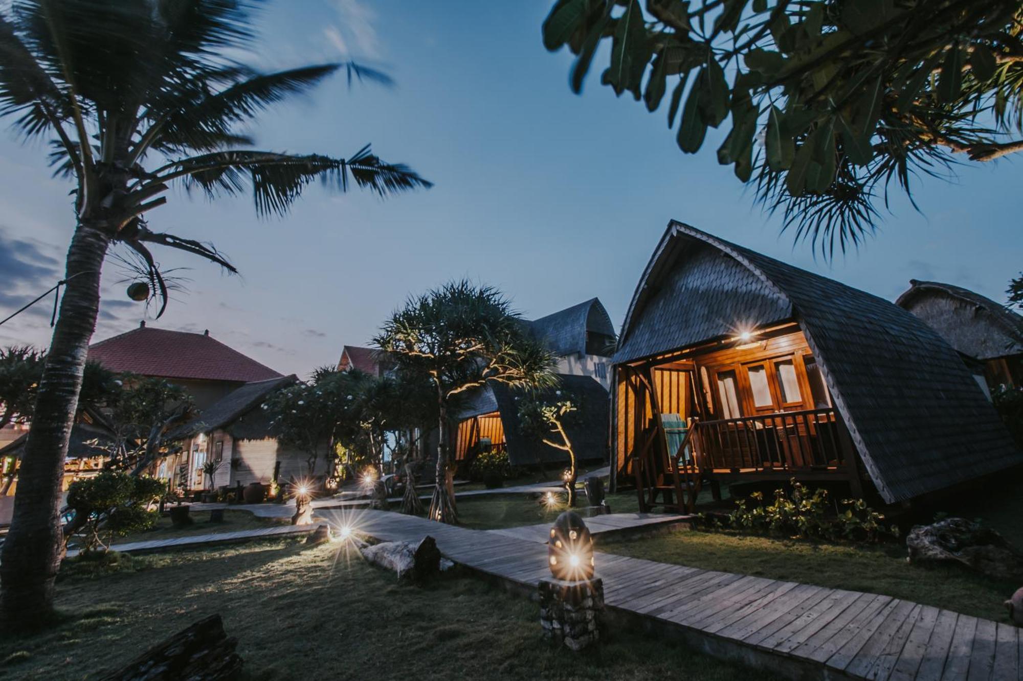 Standard Huts Ocean View