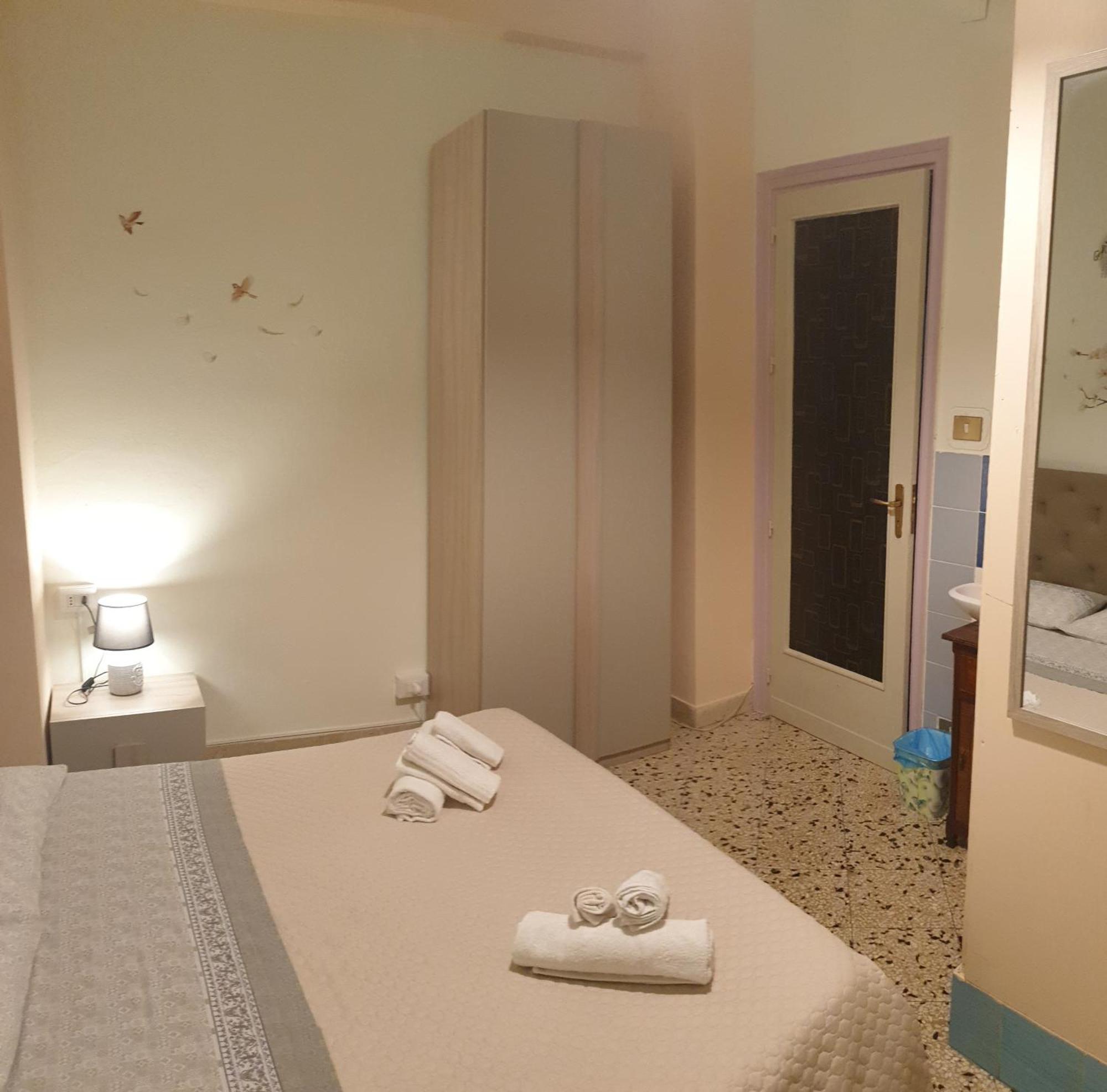 Double Room,1555165750:JPEG