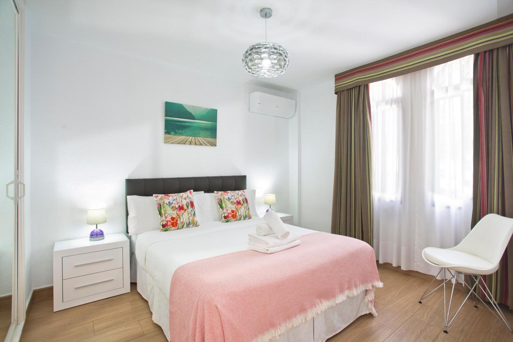 One-Bedroom Premium Suite
