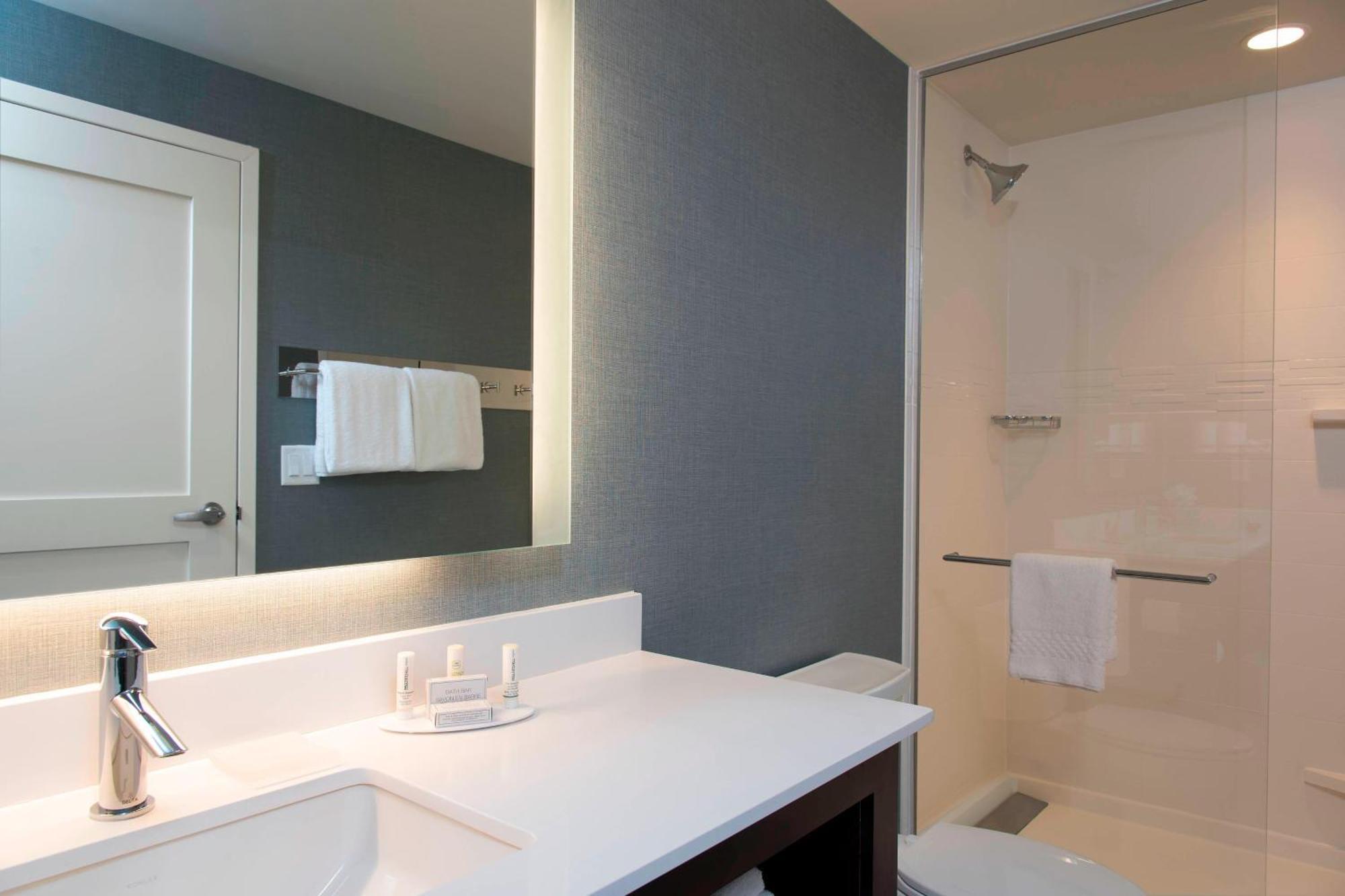 Studio Suite Panoramic View,1555246561:JPEG